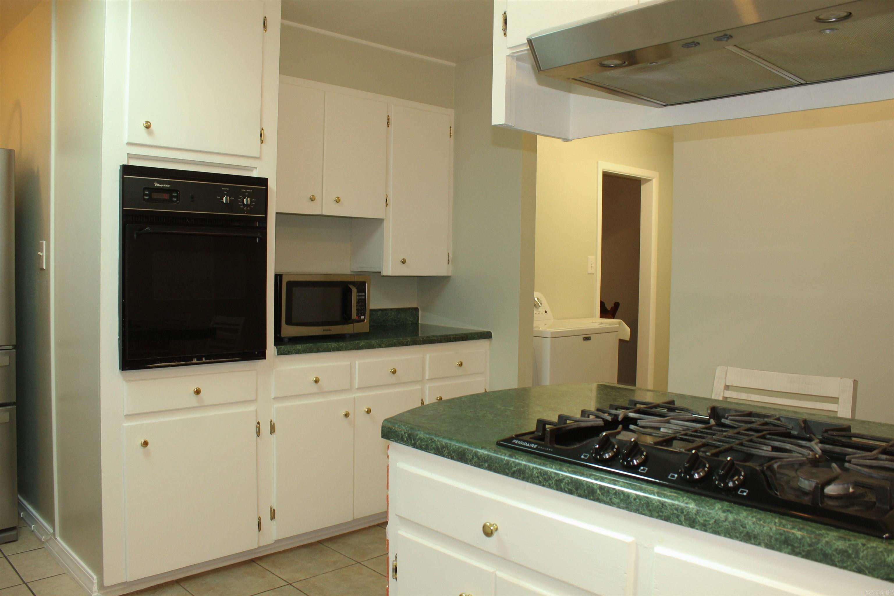 208 S Phoenix Ave  Russellville, AR