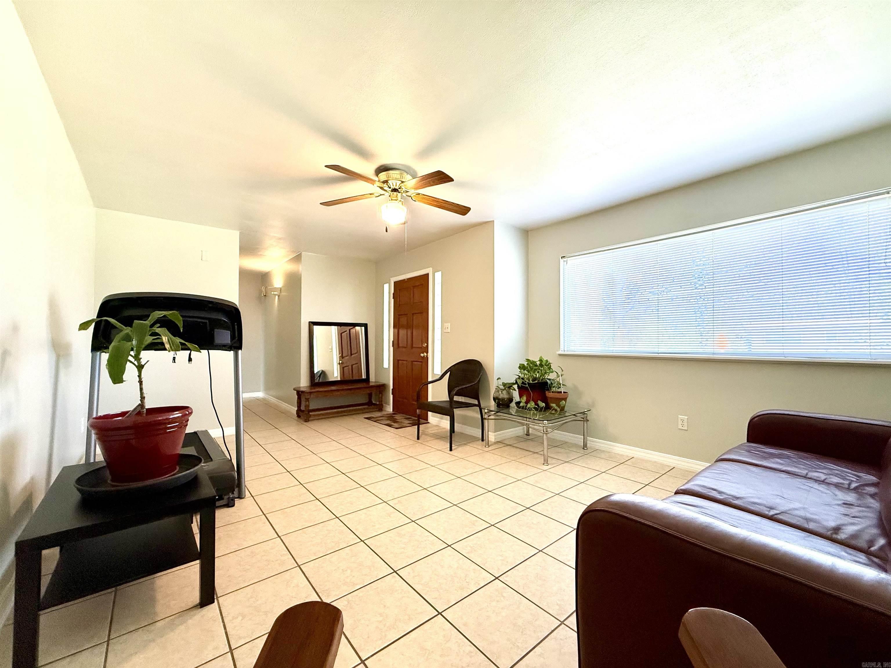 208 S Phoenix Ave Russellville, AR 72801