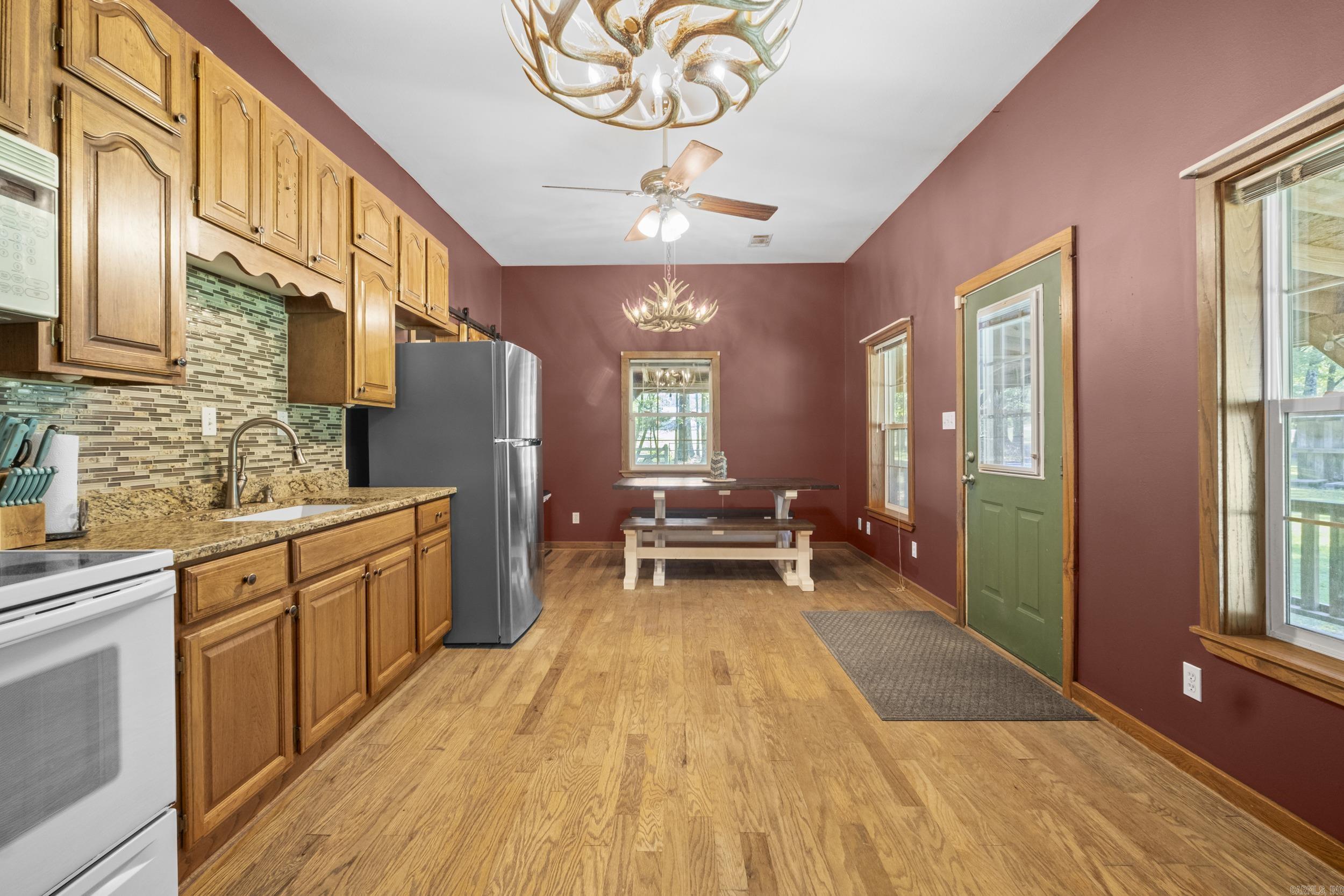 3709 Sandhill  Cabot, AR