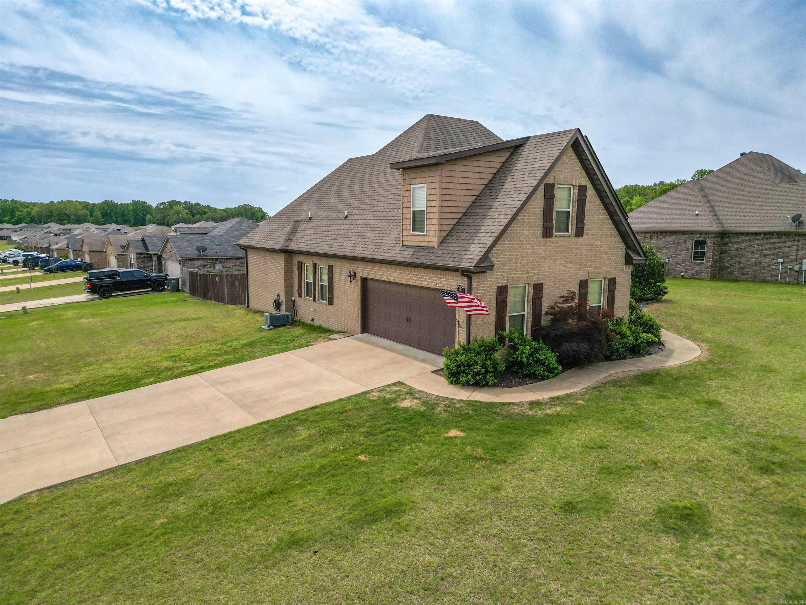 2401 Flatrock  Jonesboro, AR