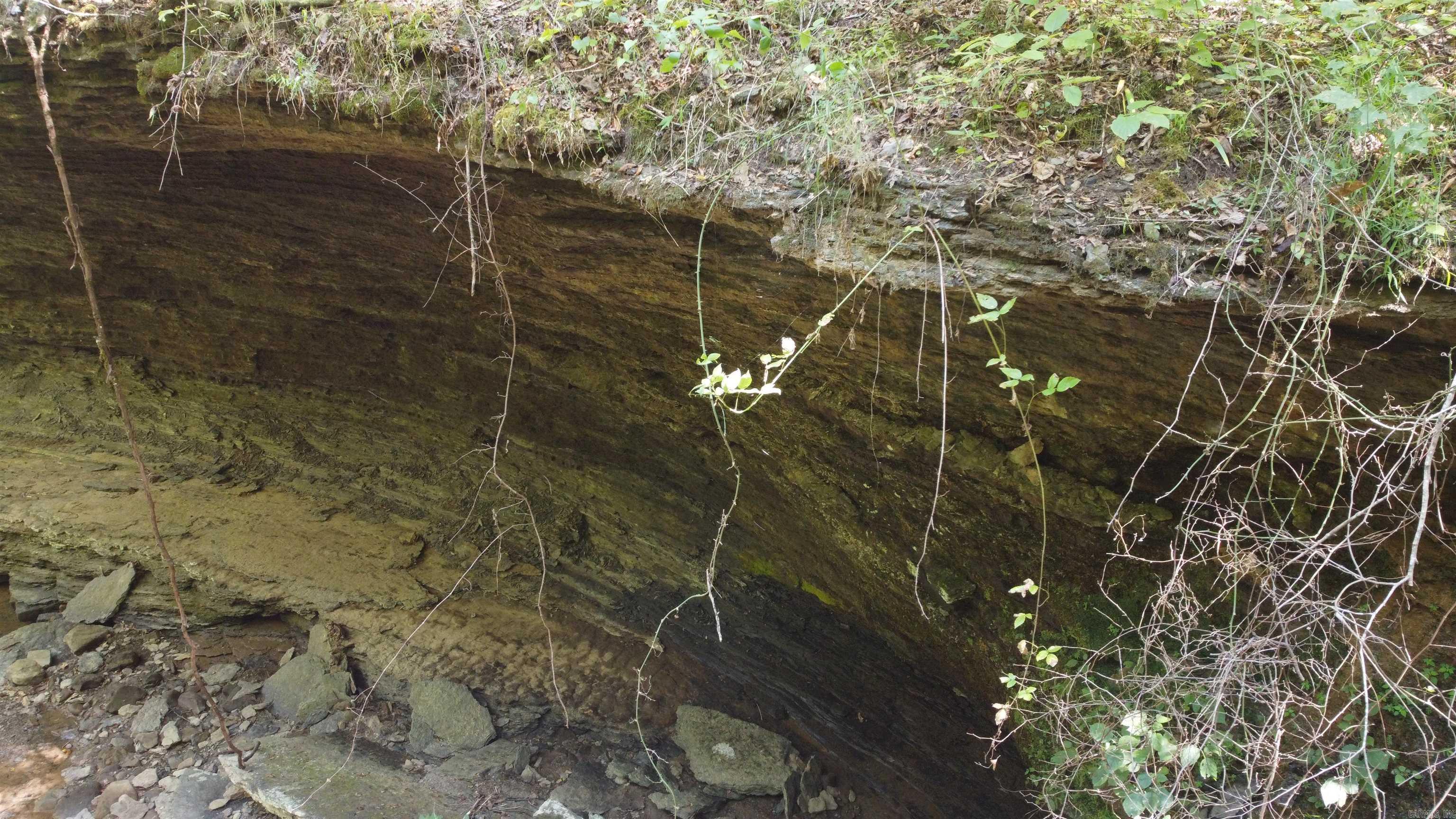 000 Greta Road  Clinton, AR