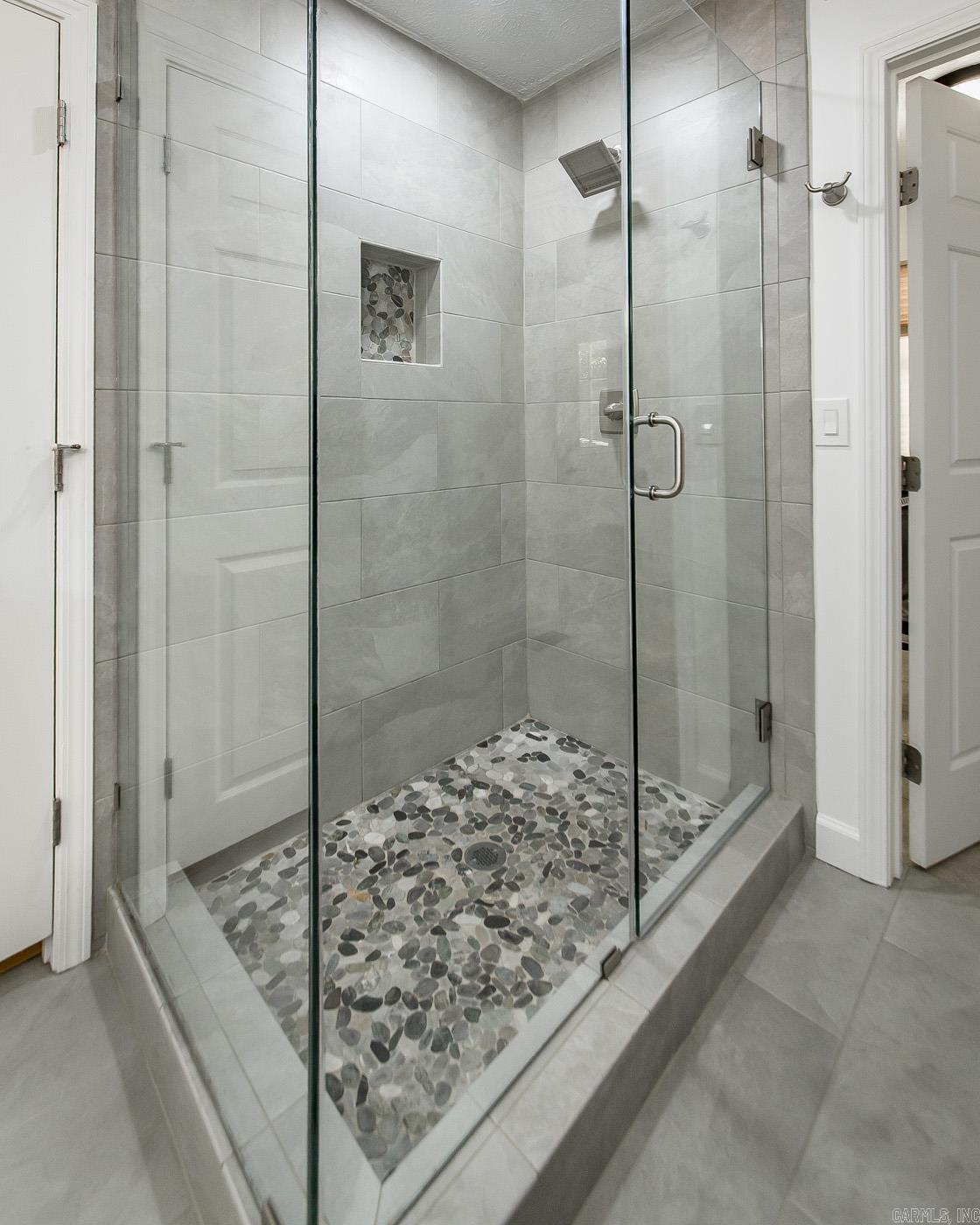 842 Dave Creek  Fairfield Bay, AR