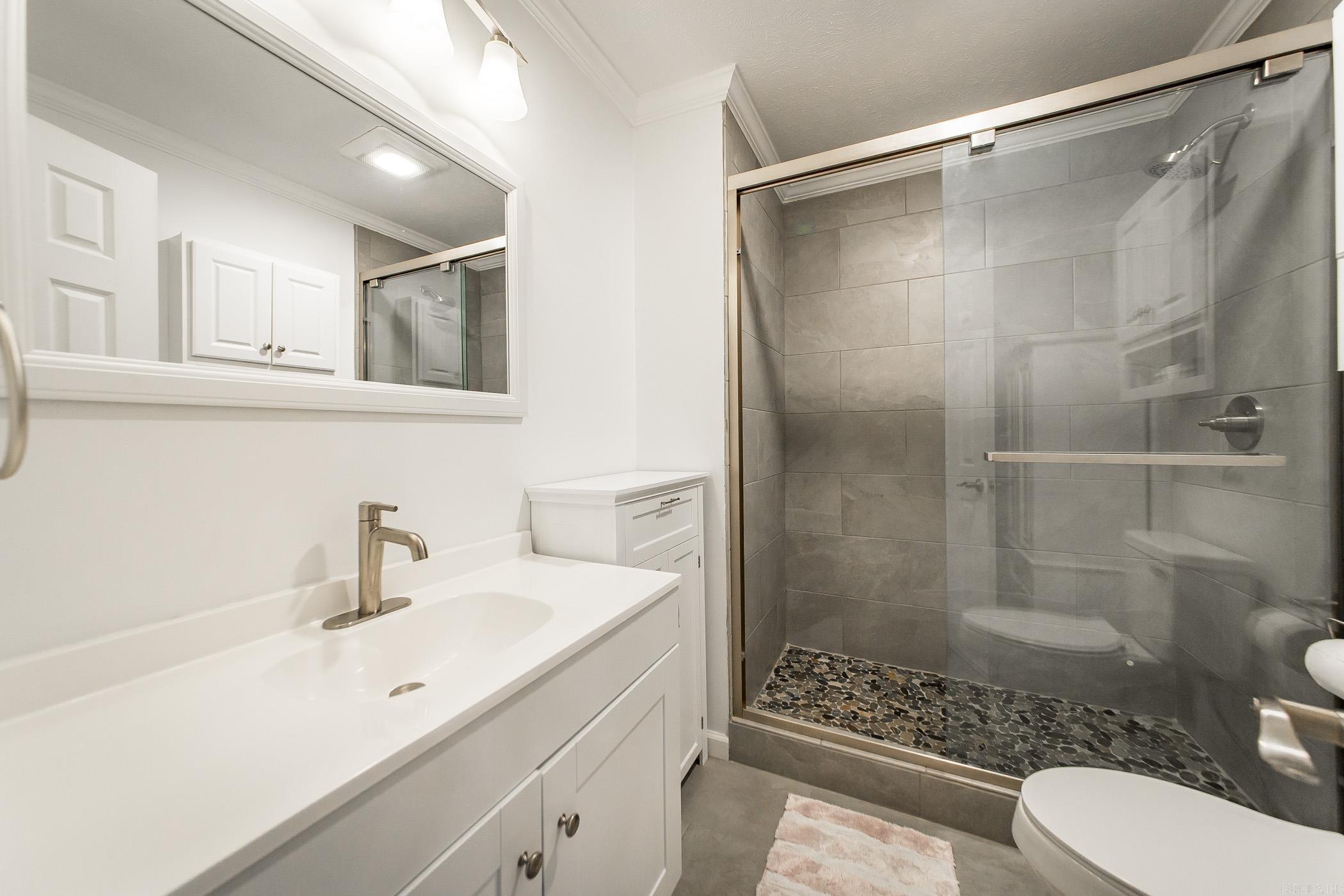 842 Dave Creek  Fairfield Bay, AR