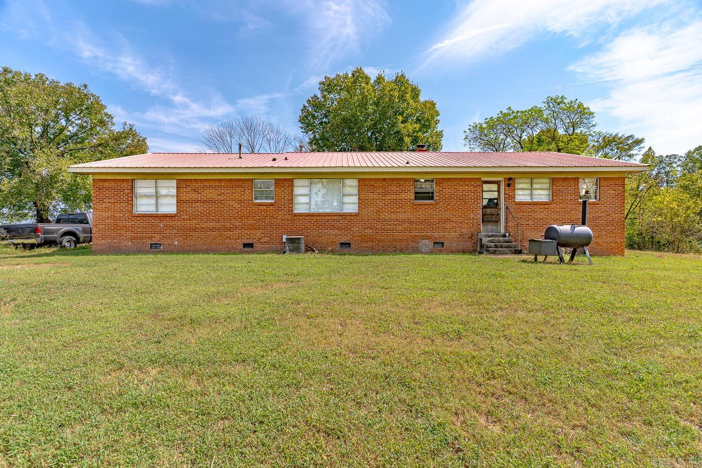 19571 W Highway 90 Ravenden, AR 72459