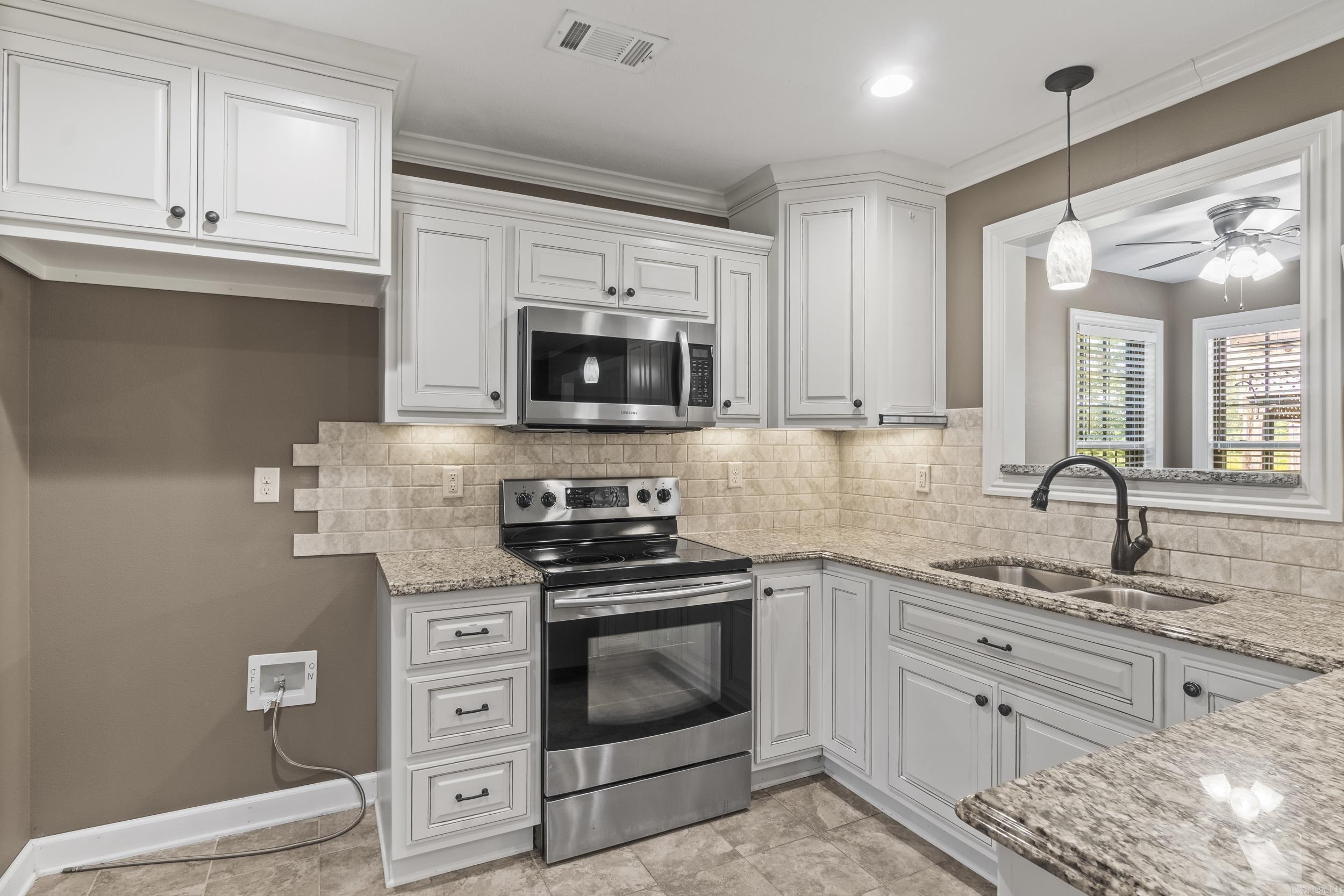 4127 Highway 13 McRae, AR 72102