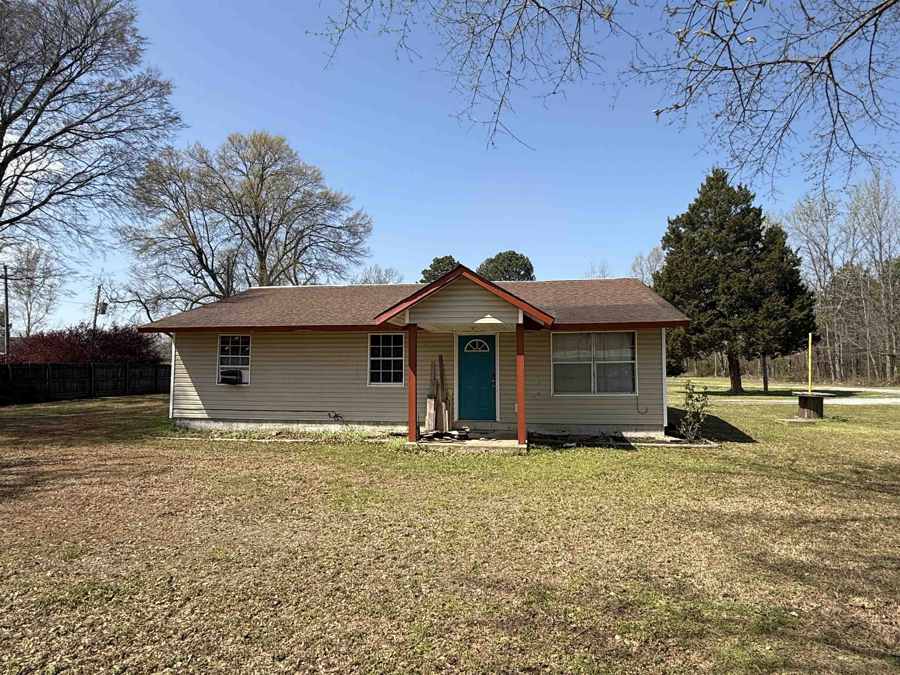 1620 Brookfield  Newport, AR