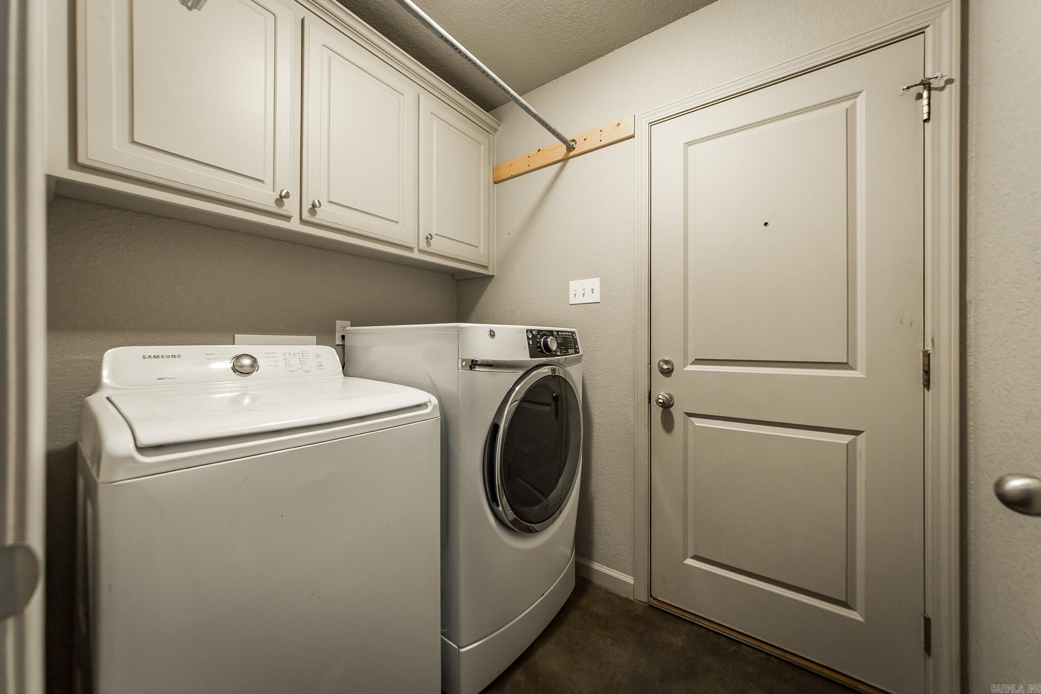 8320 B Holiday Drive Sherwood, AR 72120