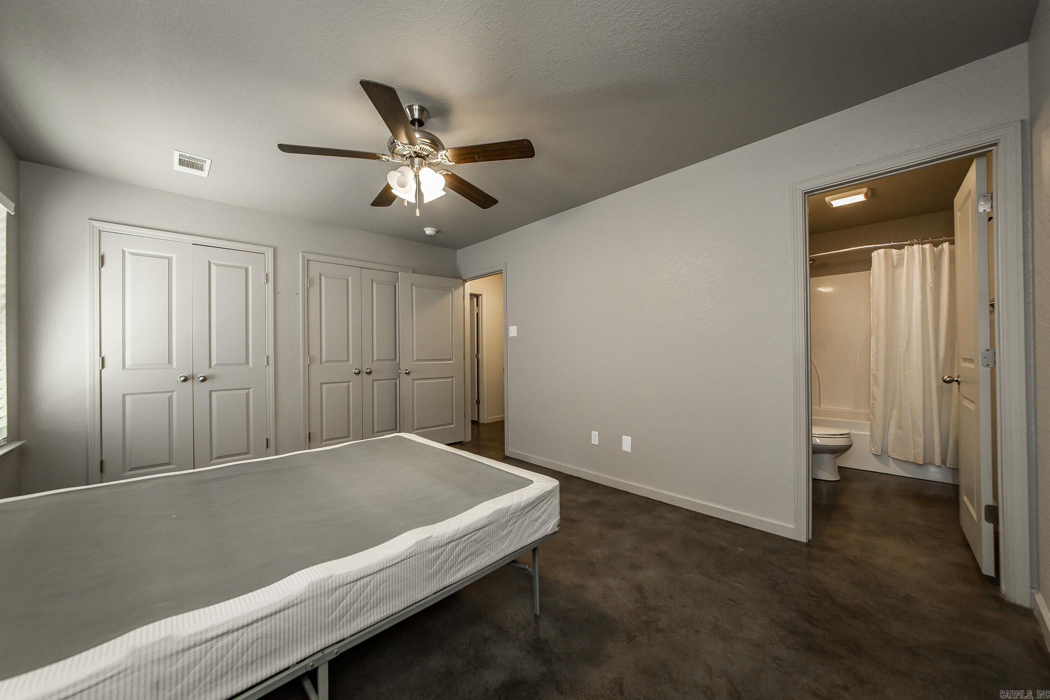 8320 B Holiday Drive Sherwood, AR 72120