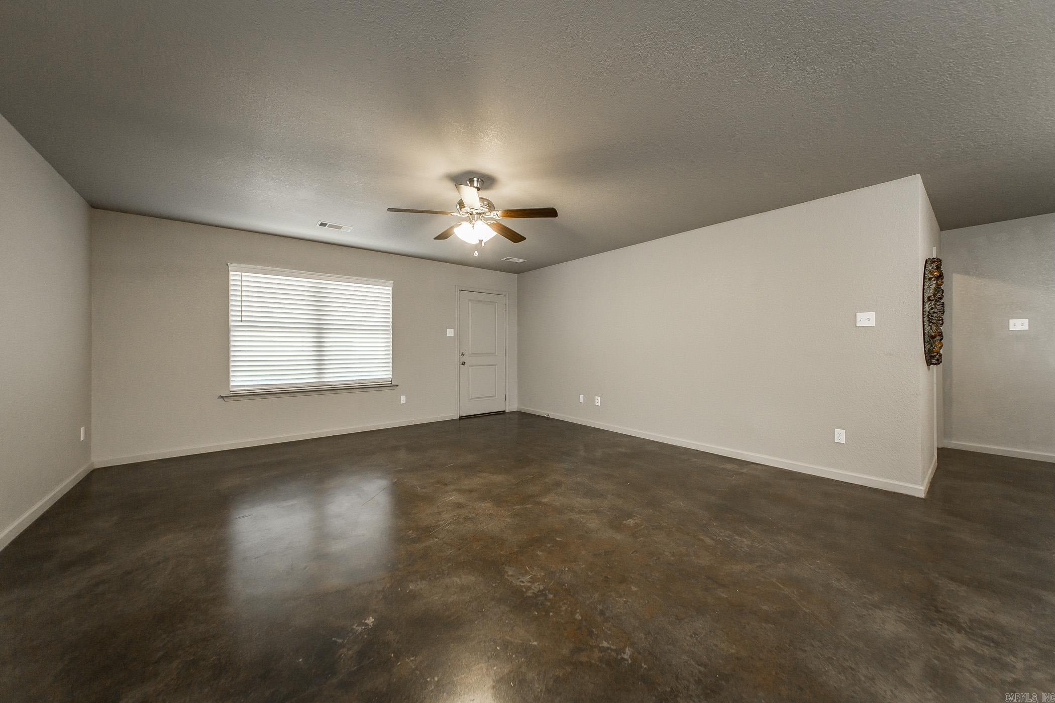 8320 B Holiday Drive Sherwood, AR 72120