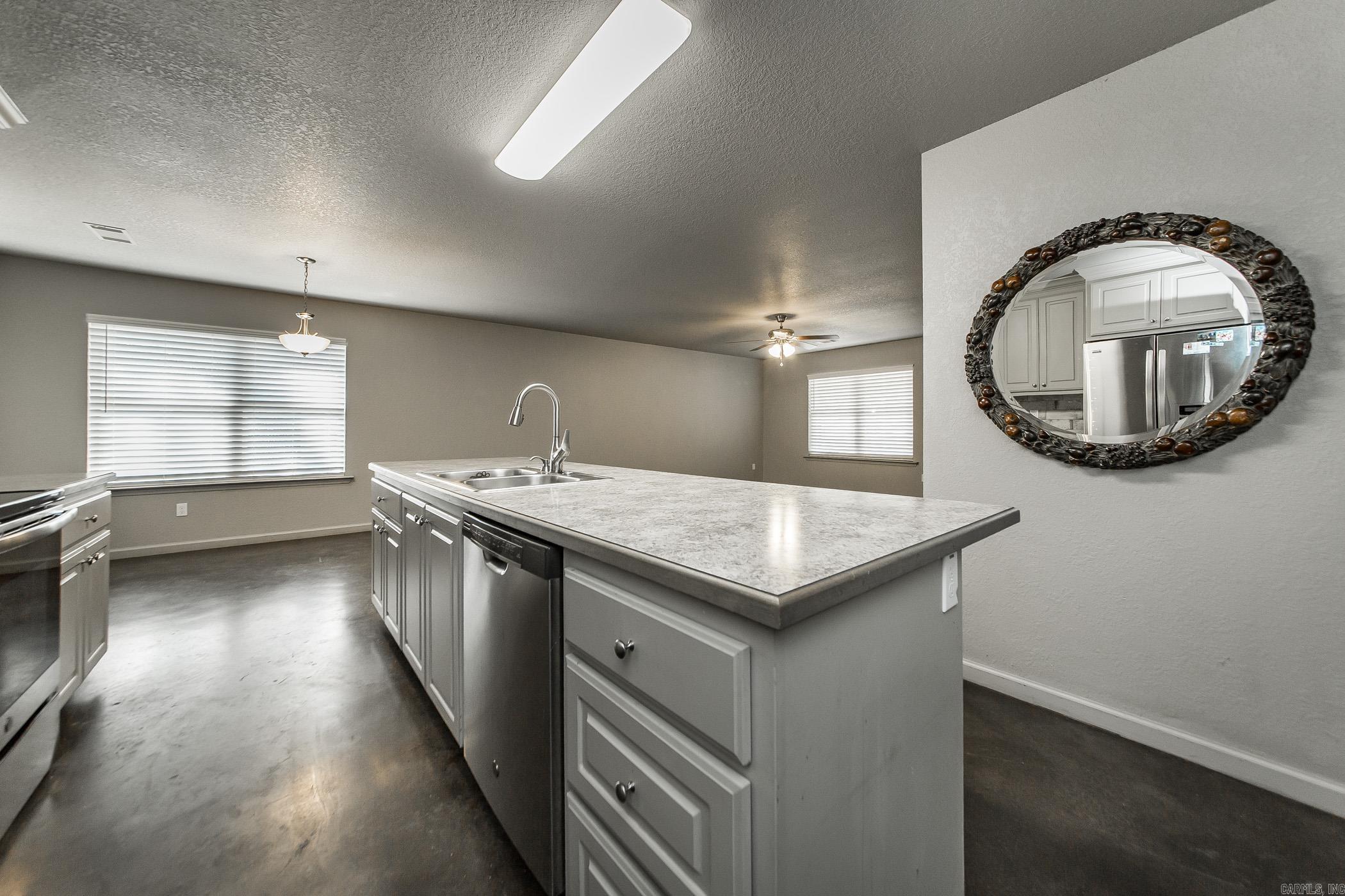 8320 B Holiday Drive Sherwood, AR 72120