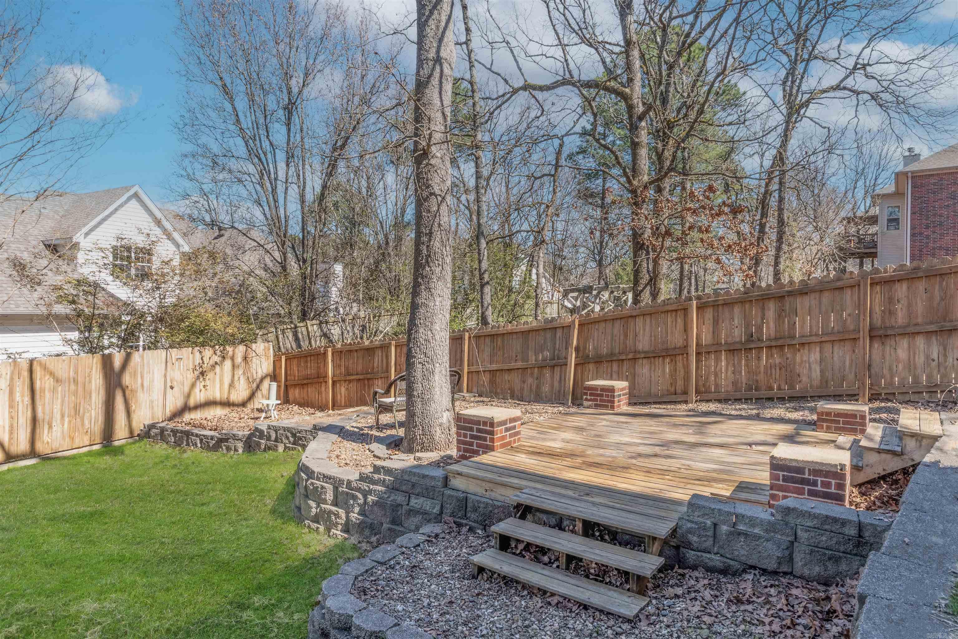 41 Norfork Dr Drive Maumelle, AR 72113