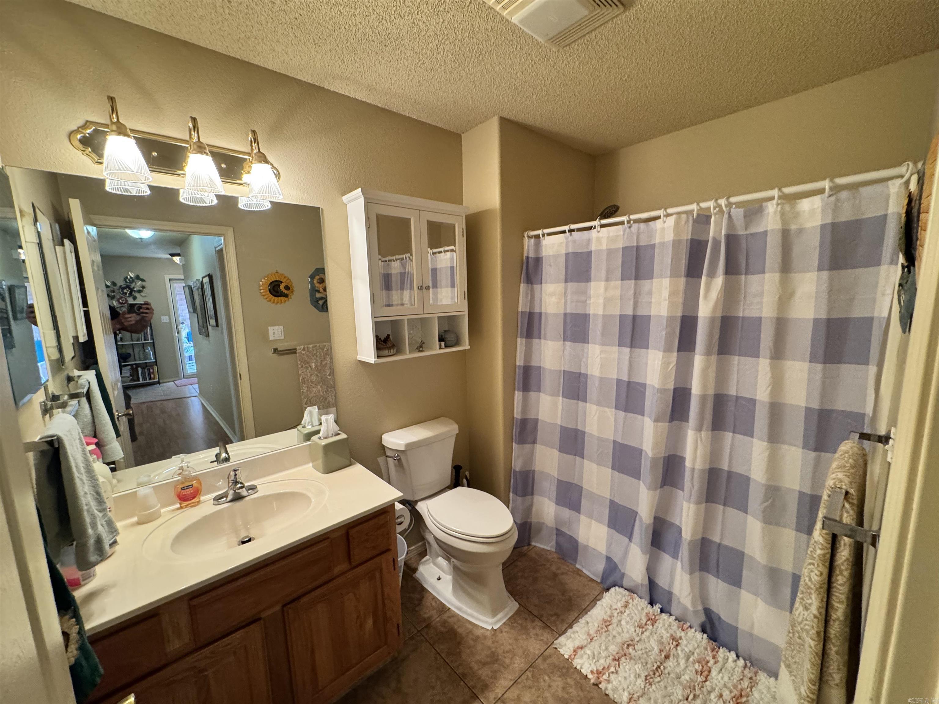 500 Pakis  Hot Springs, AR