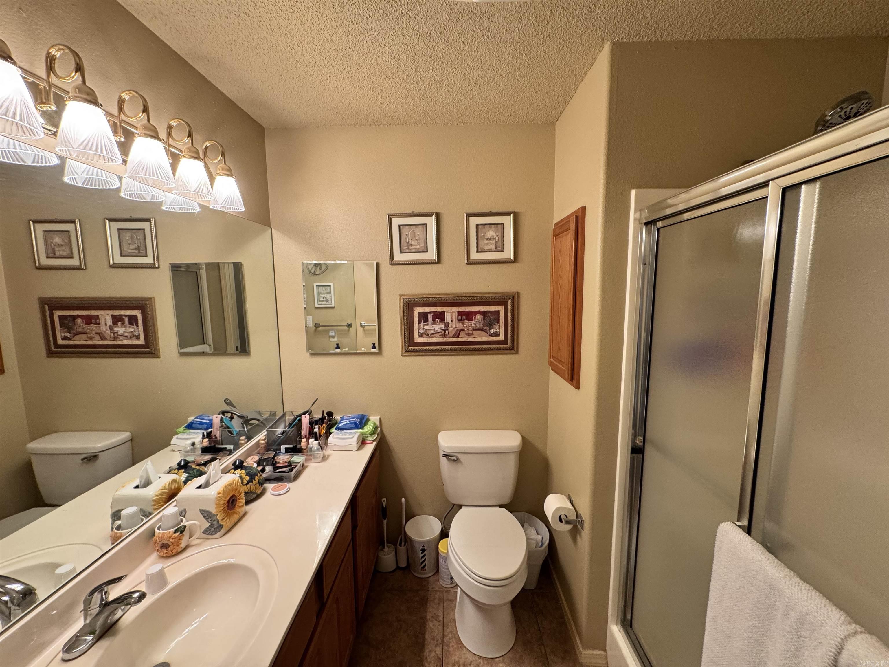 500 Pakis  Hot Springs, AR