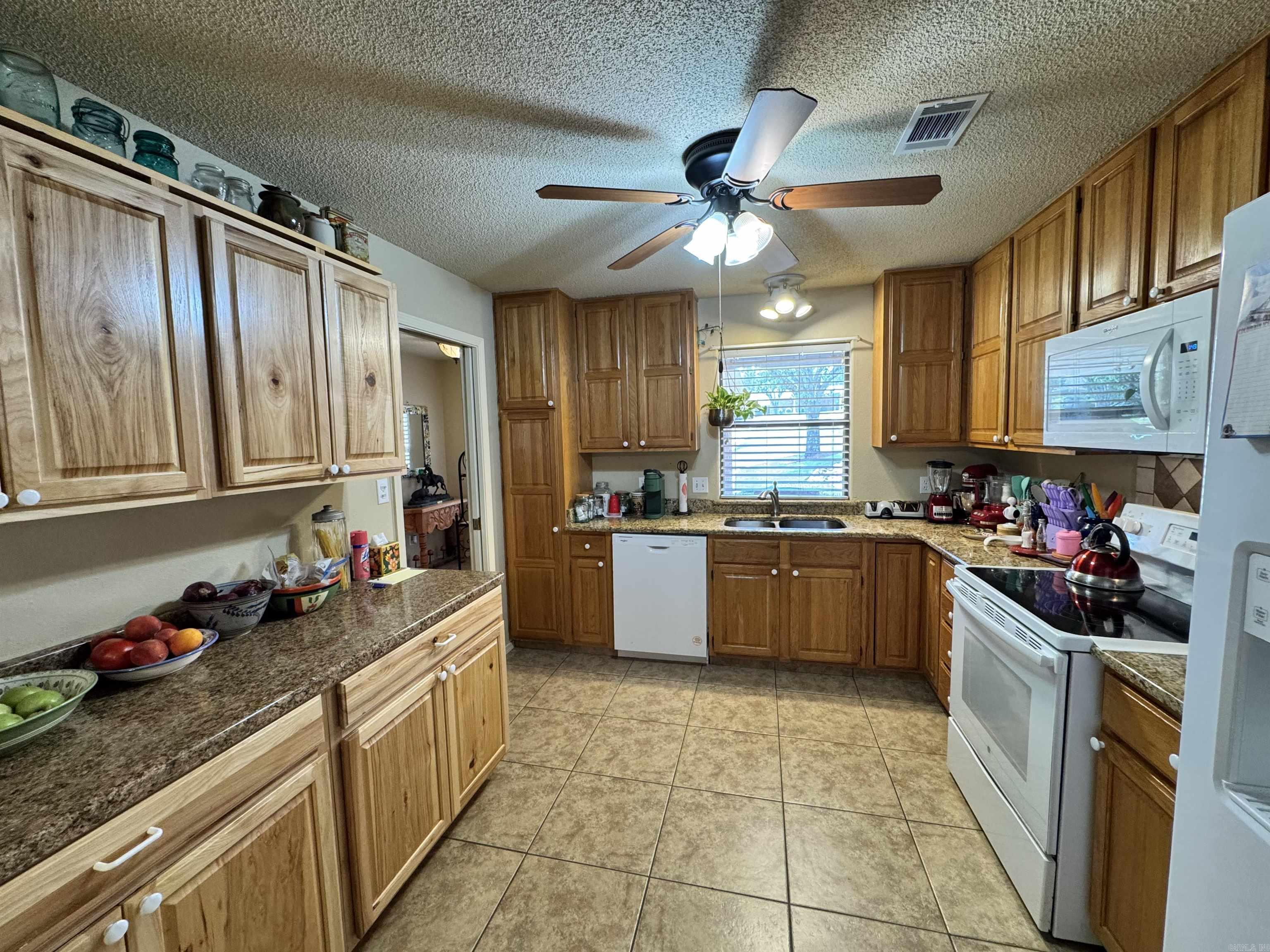 500 Pakis  Hot Springs, AR