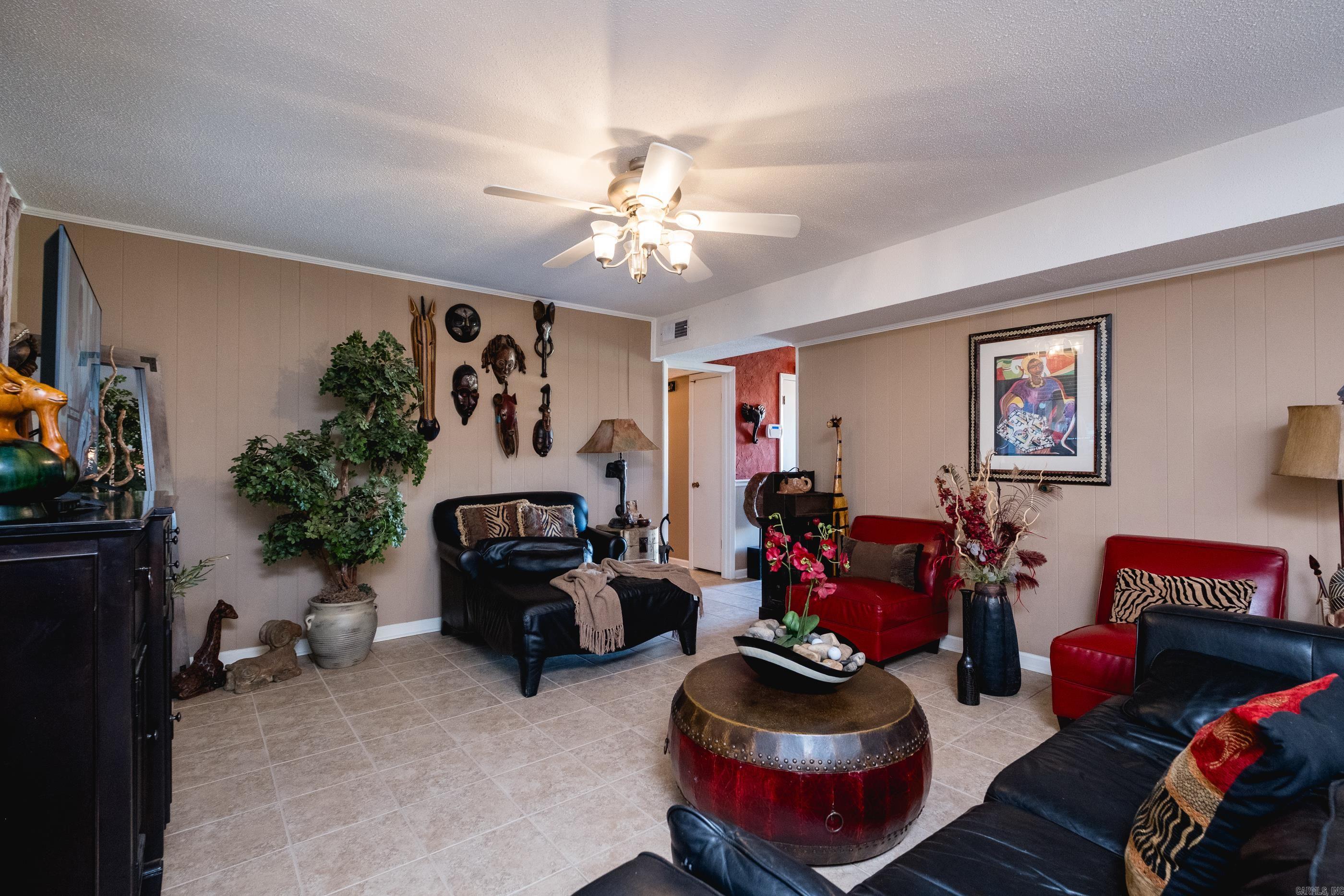 5813 Forest View Road Little Rock, AR 72204-8509