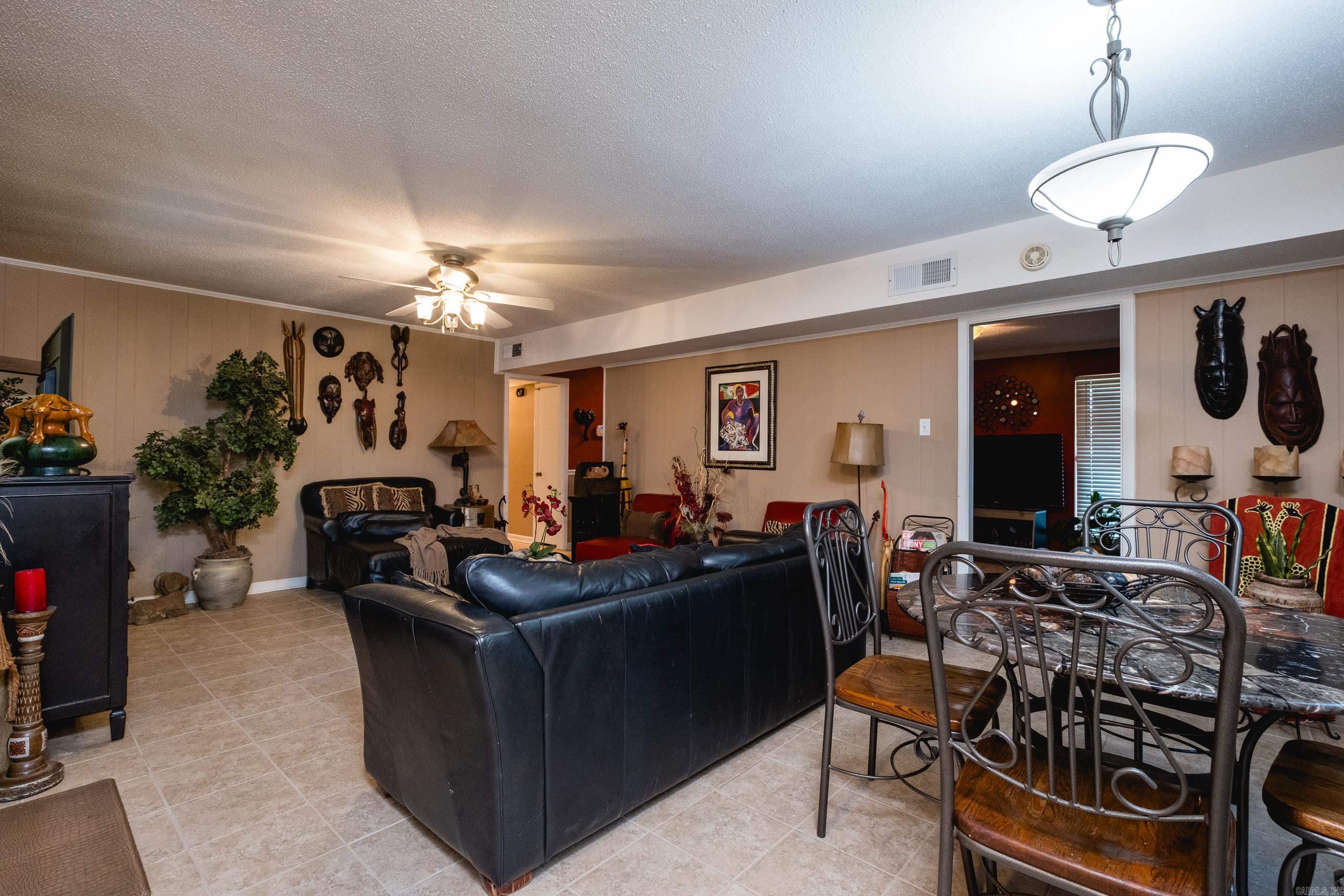 5813 Forest View Road Little Rock, AR 72204-8509