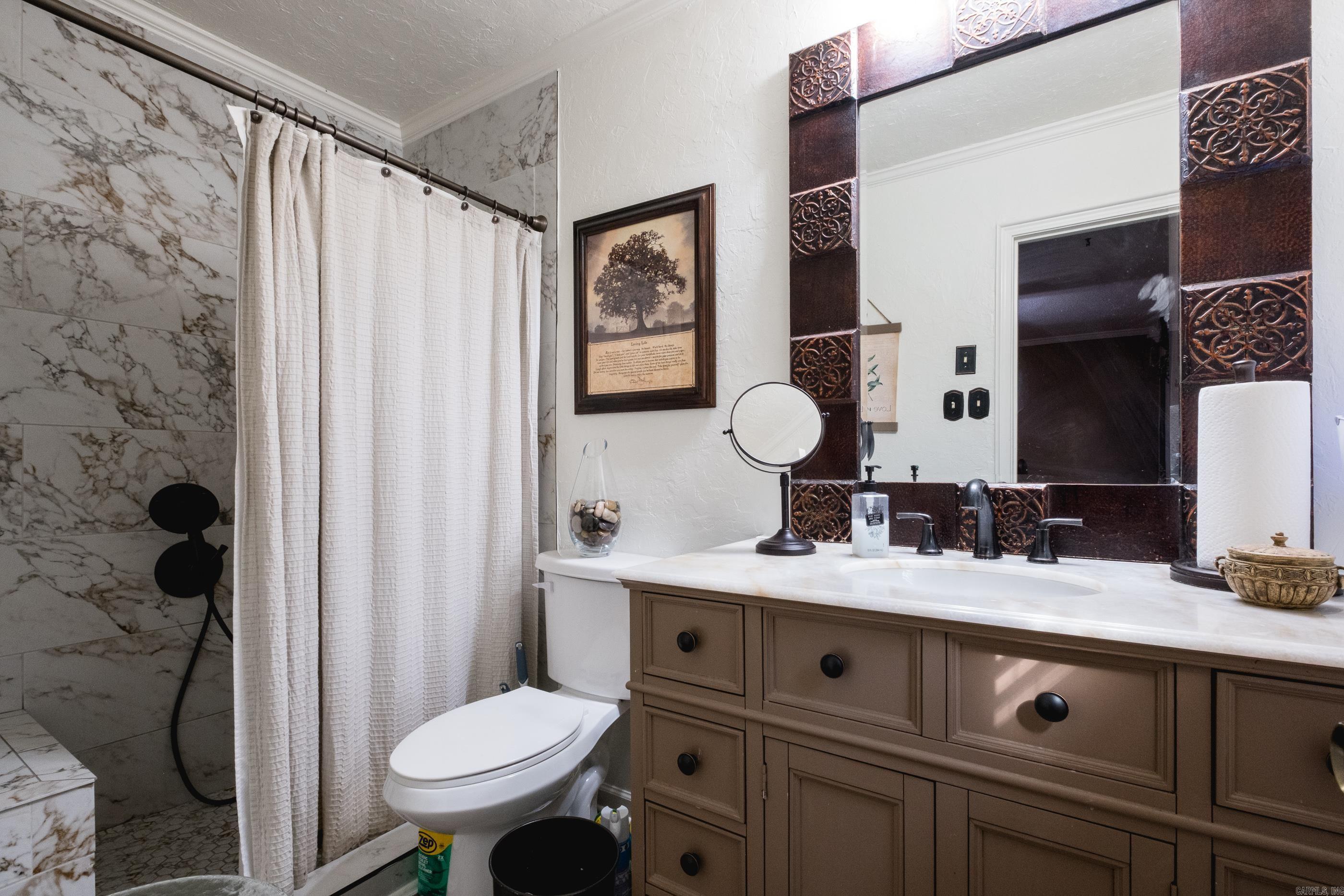 5813 Forest View Road Little Rock, AR 72204-8509