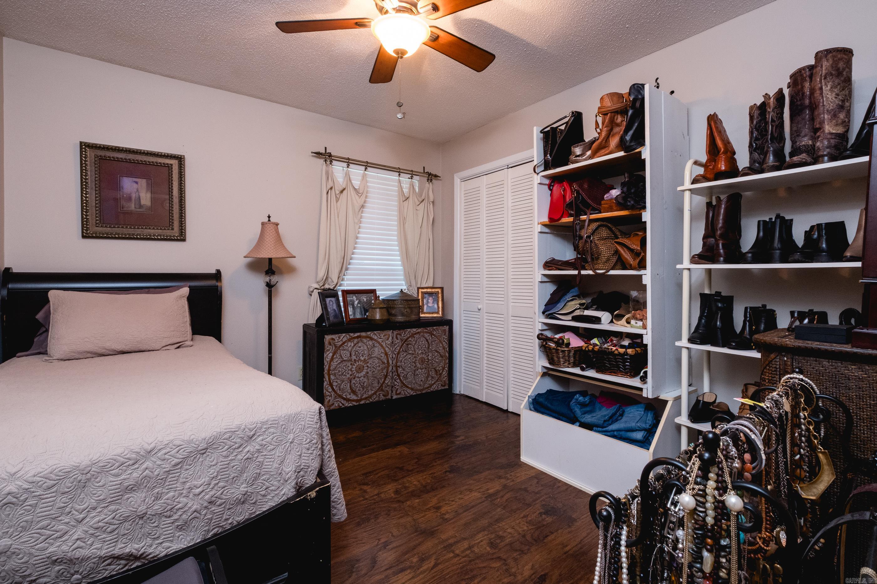 5813 Forest View Road Little Rock, AR 72204-8509