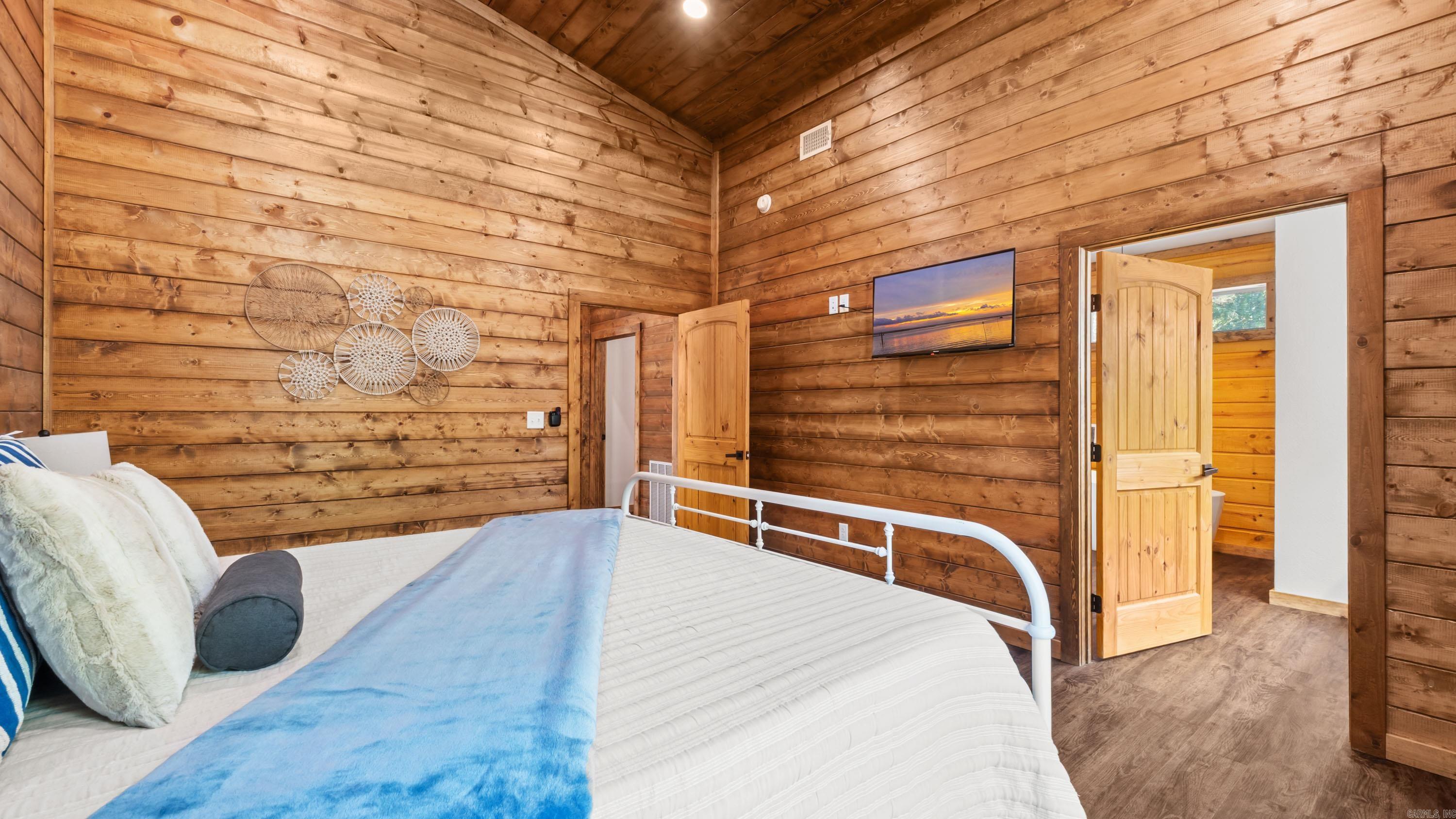 19 Southern Alder Trail Hochatown, OK 74728