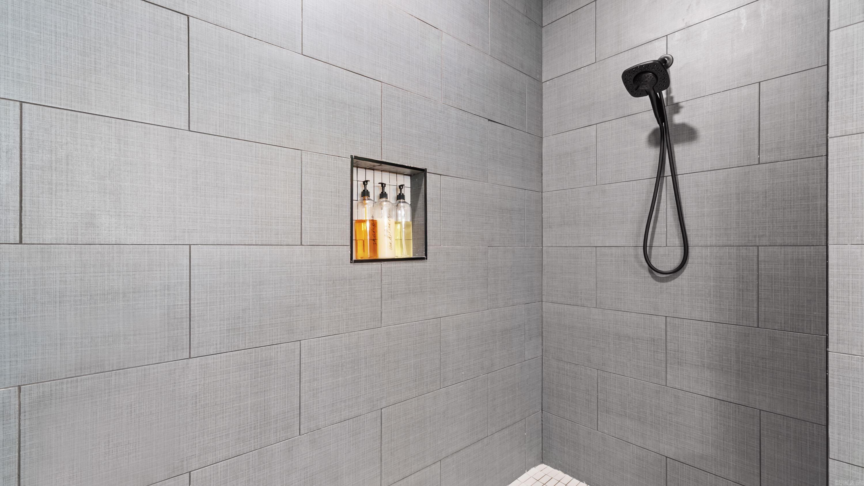 19 Southern Alder Trail Hochatown, OK 74728