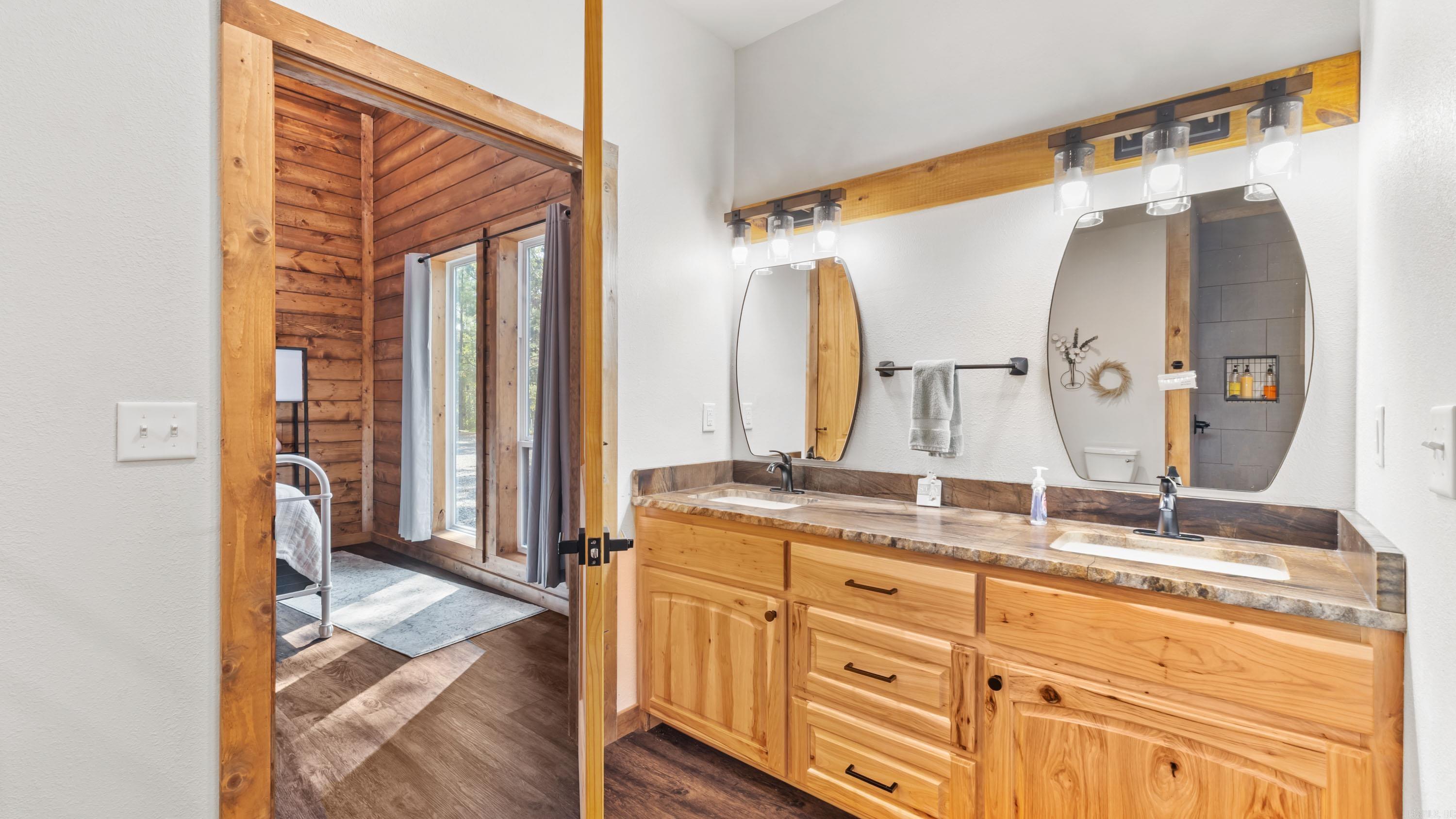 19 Southern Alder Trail Hochatown, OK 74728