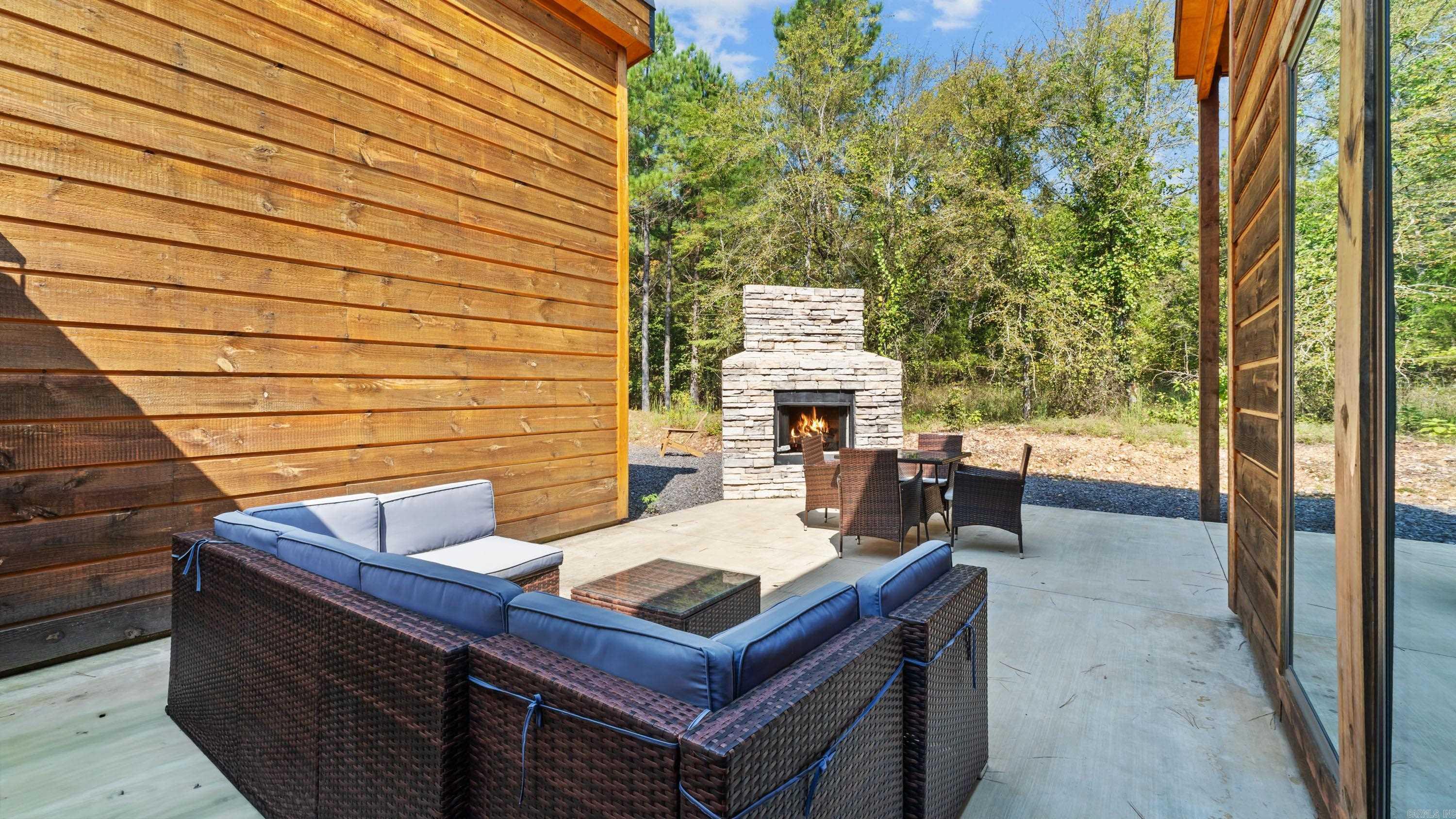 19 Southern Alder Trail Hochatown, OK 74728