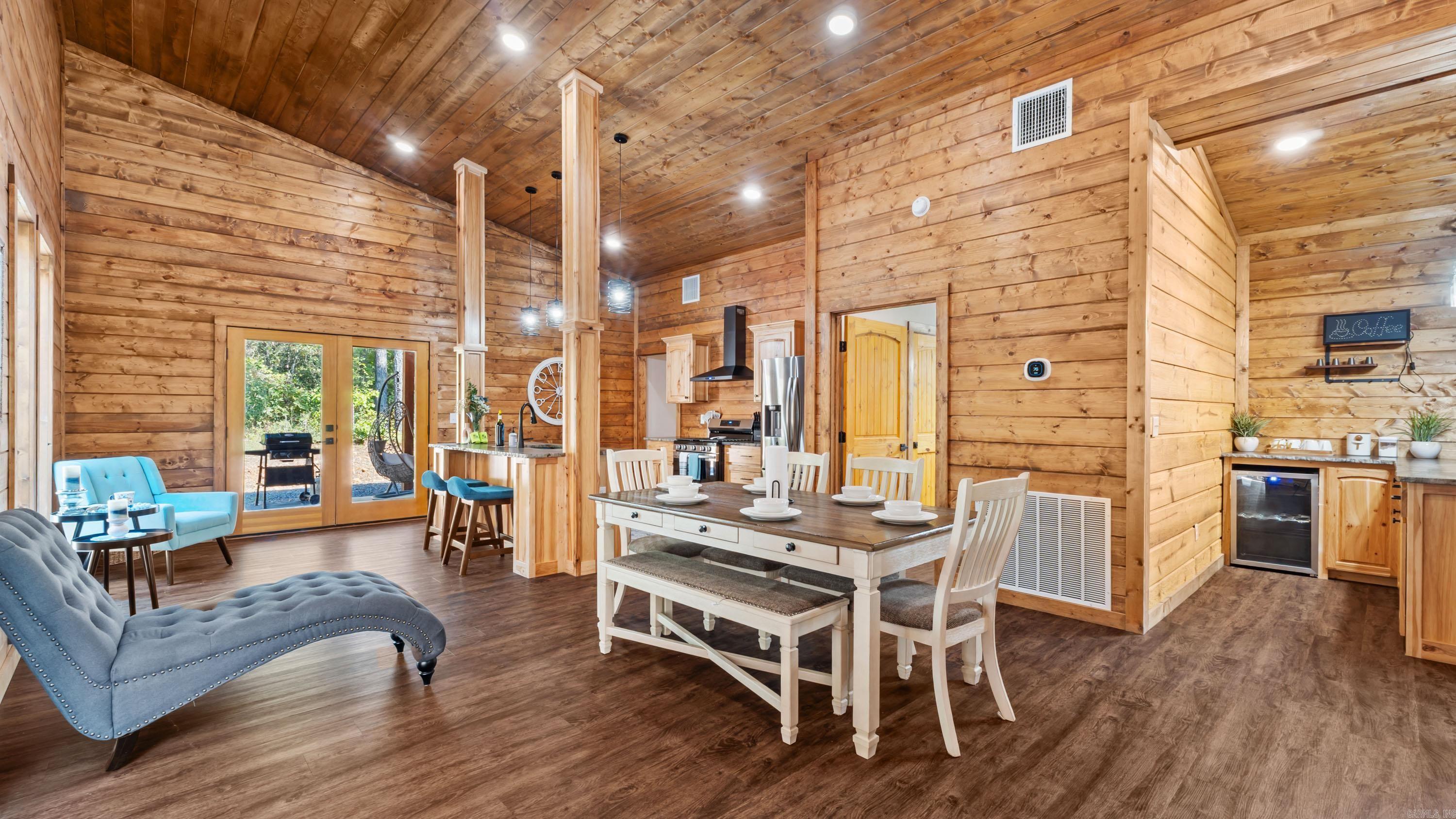 19 Southern Alder Trail Hochatown, OK 74728