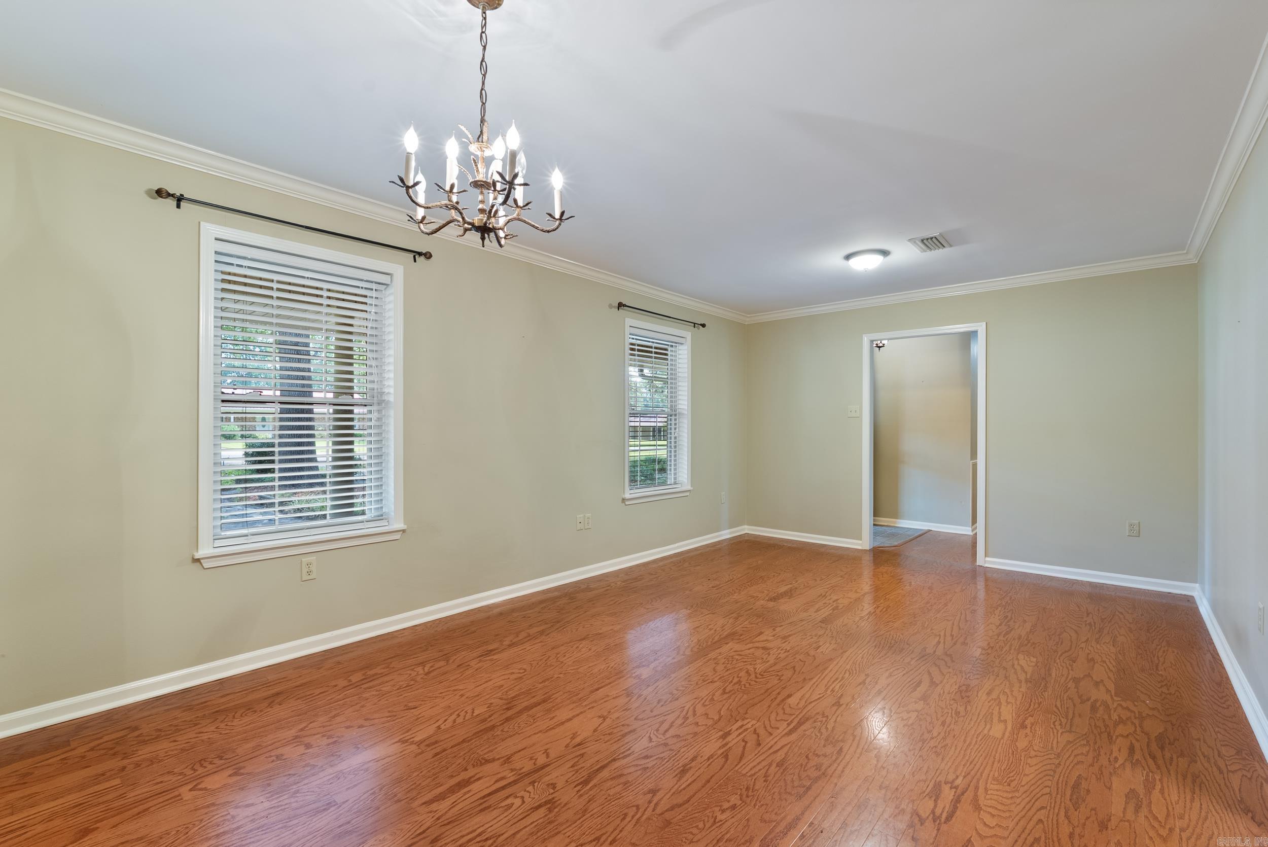 30 Hazelwood  Conway, AR