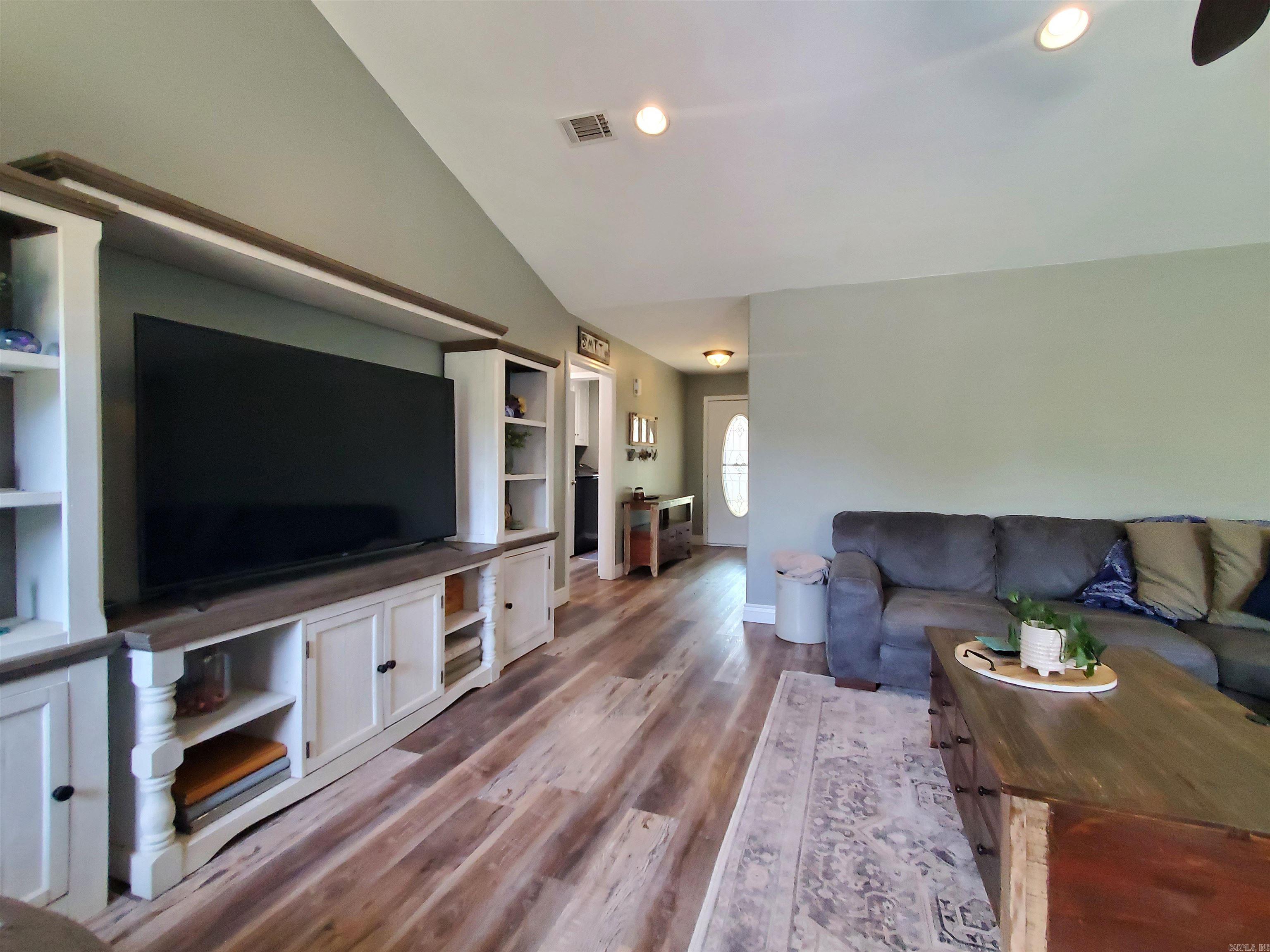 15 Judith  Cabot, AR