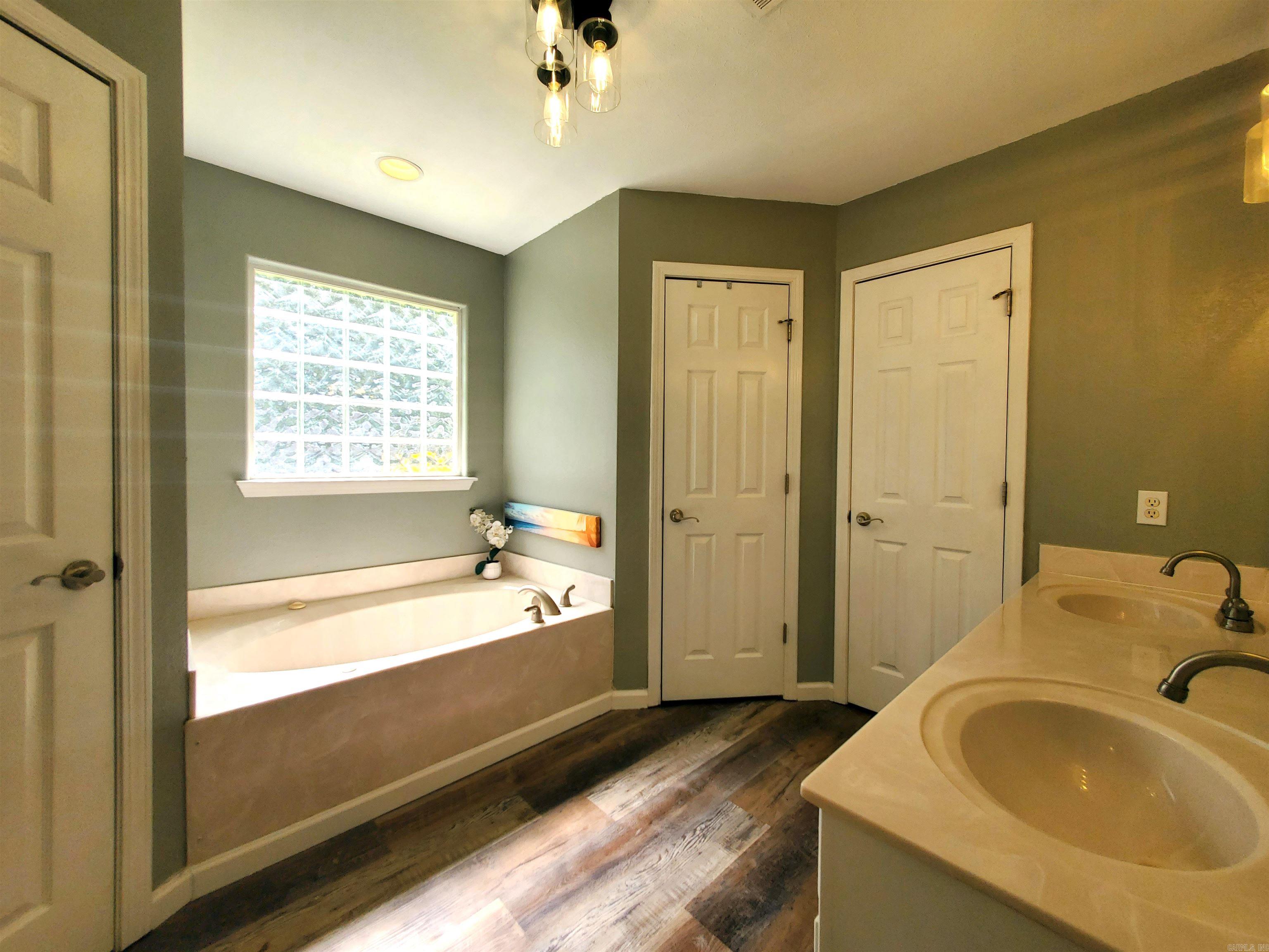 15 Judith  Cabot, AR