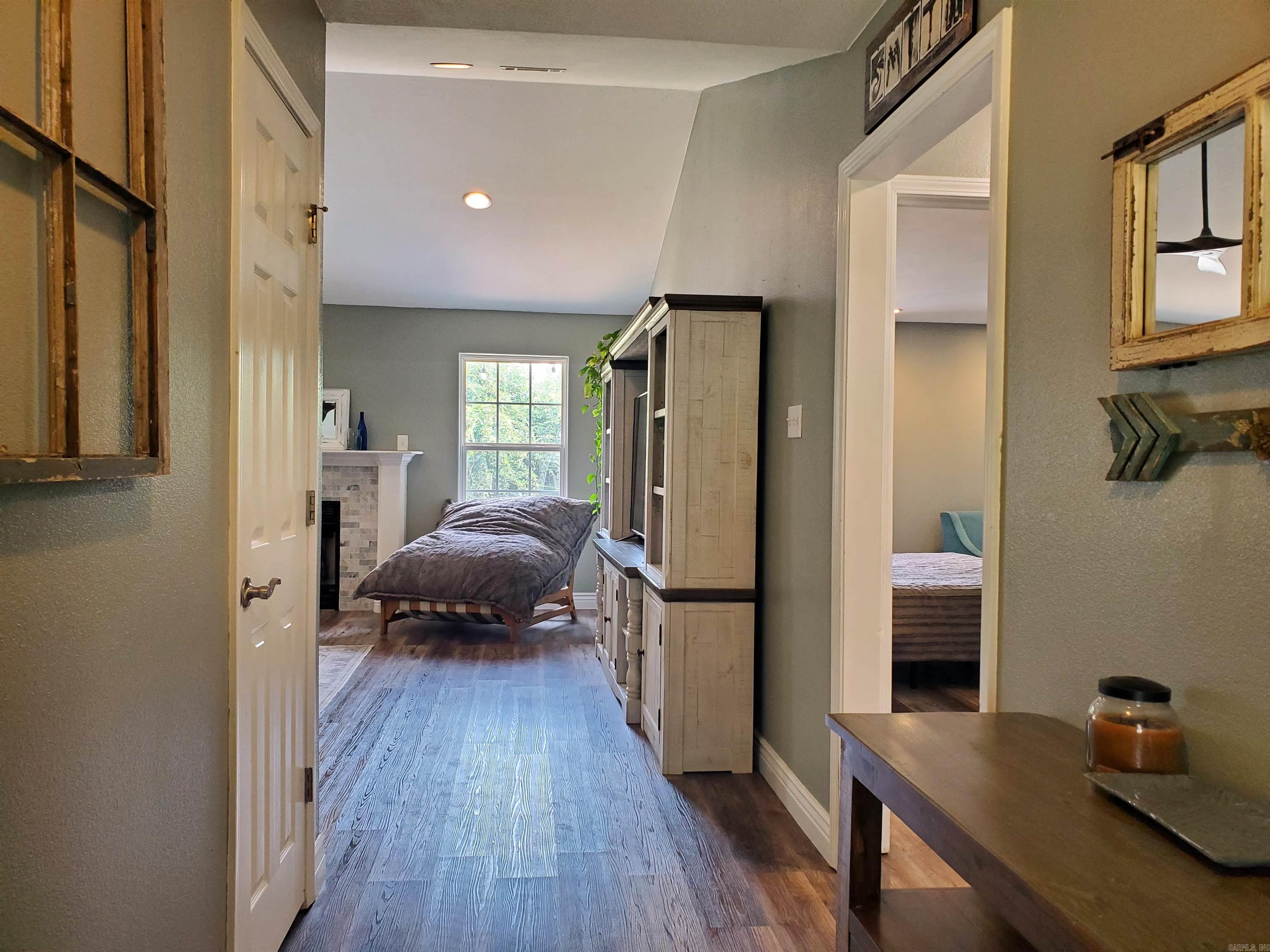 15 Judith  Cabot, AR