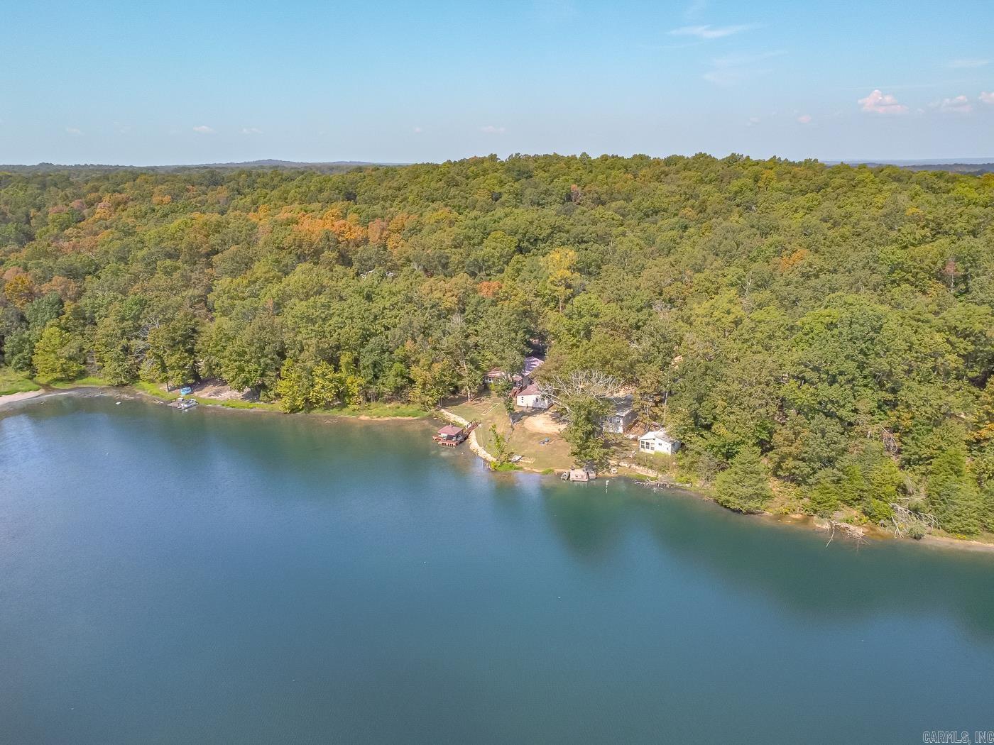 21 W Lakeshore Dr  Highland, AR