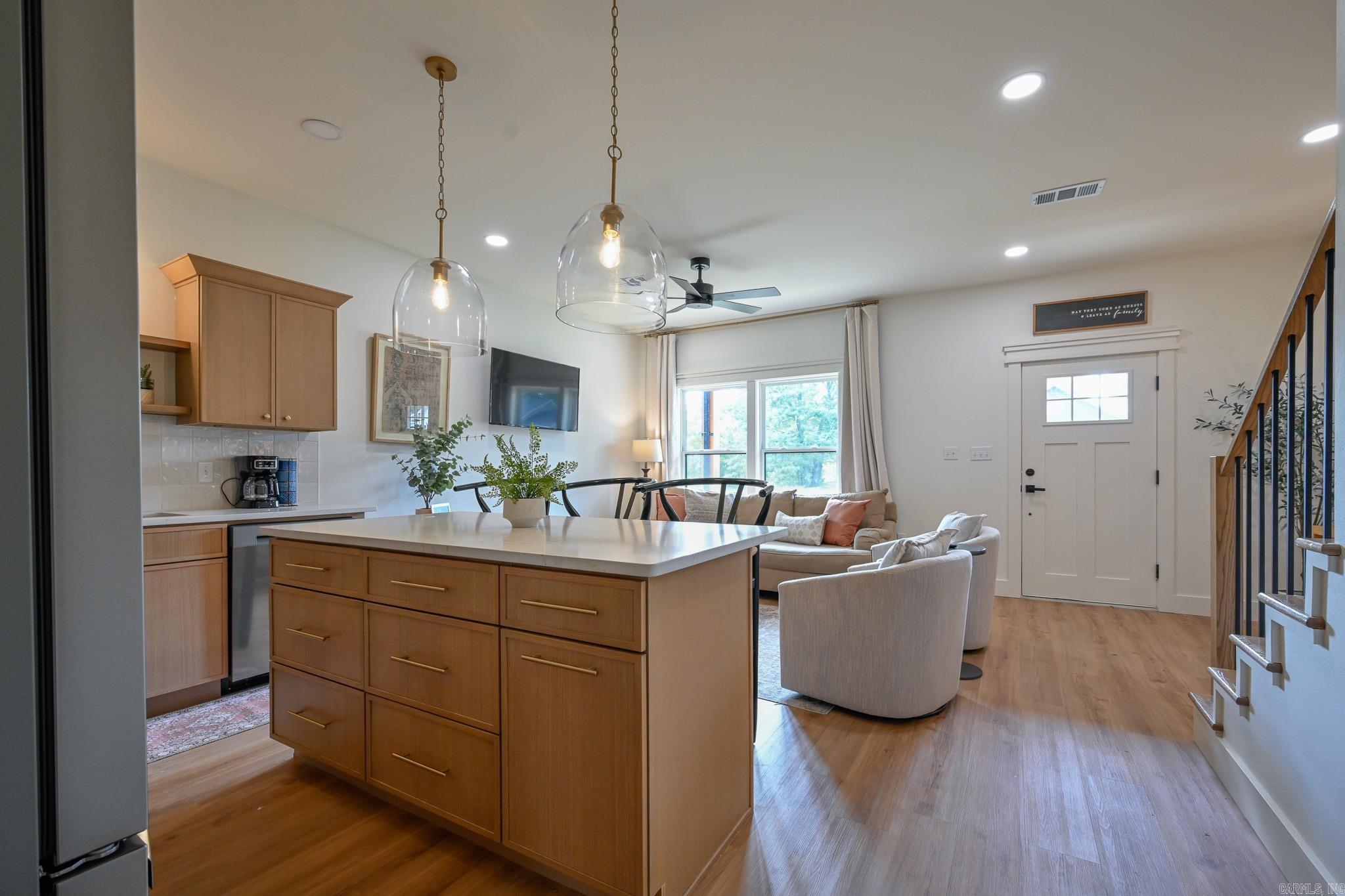 914 S Reine  Mena, AR