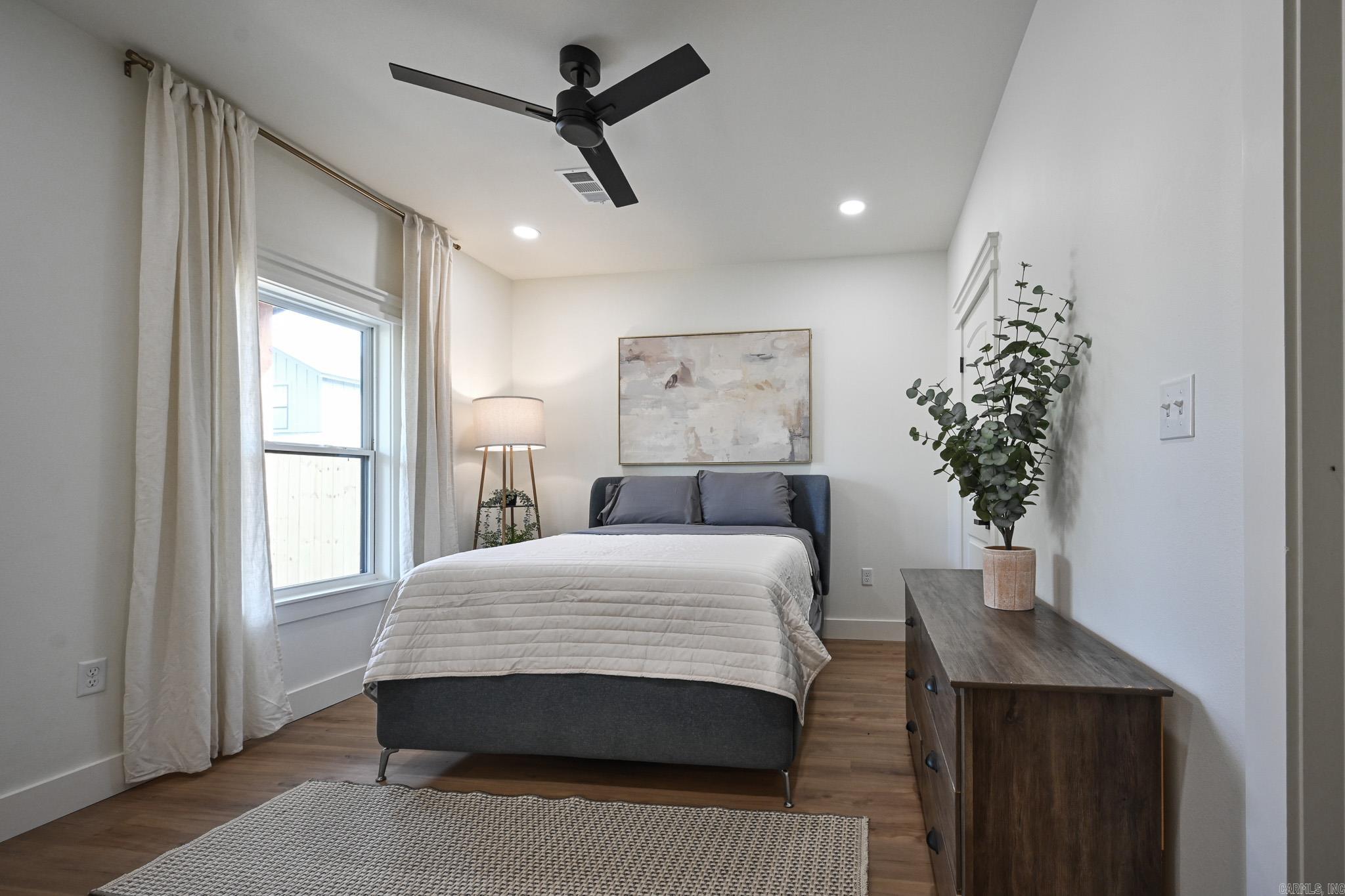 914 S Reine  Mena, AR