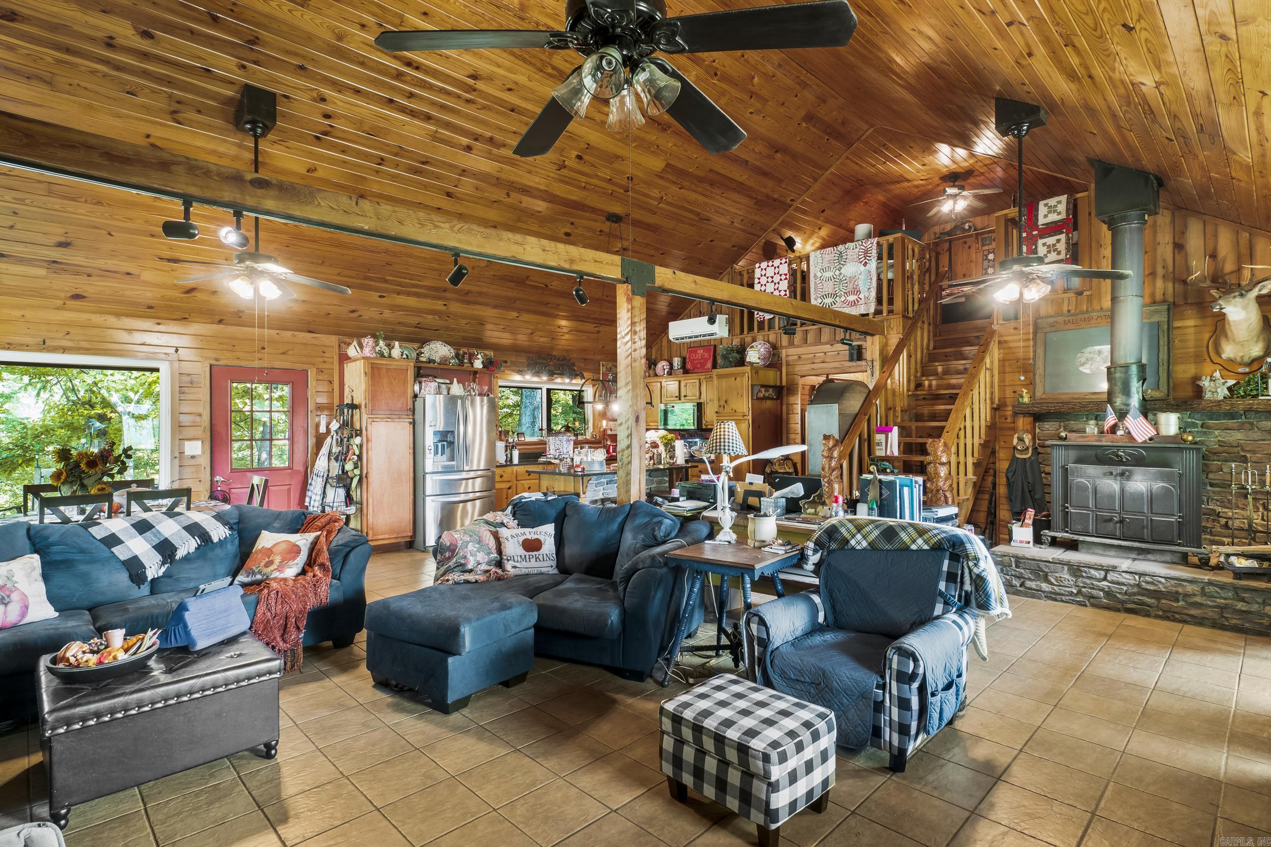 109 Collins Pangburn, AR 72121-0000