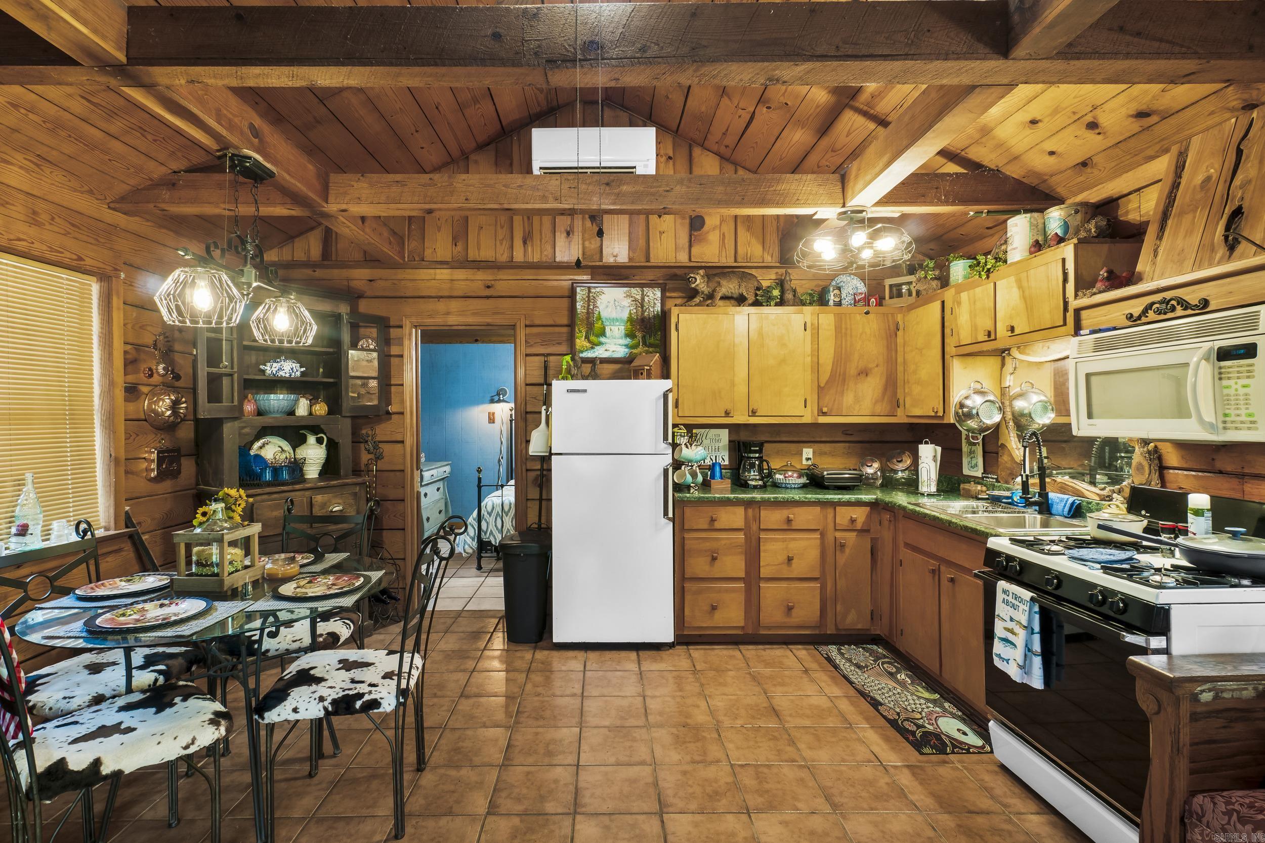 109 Collins Pangburn, AR 72121-0000