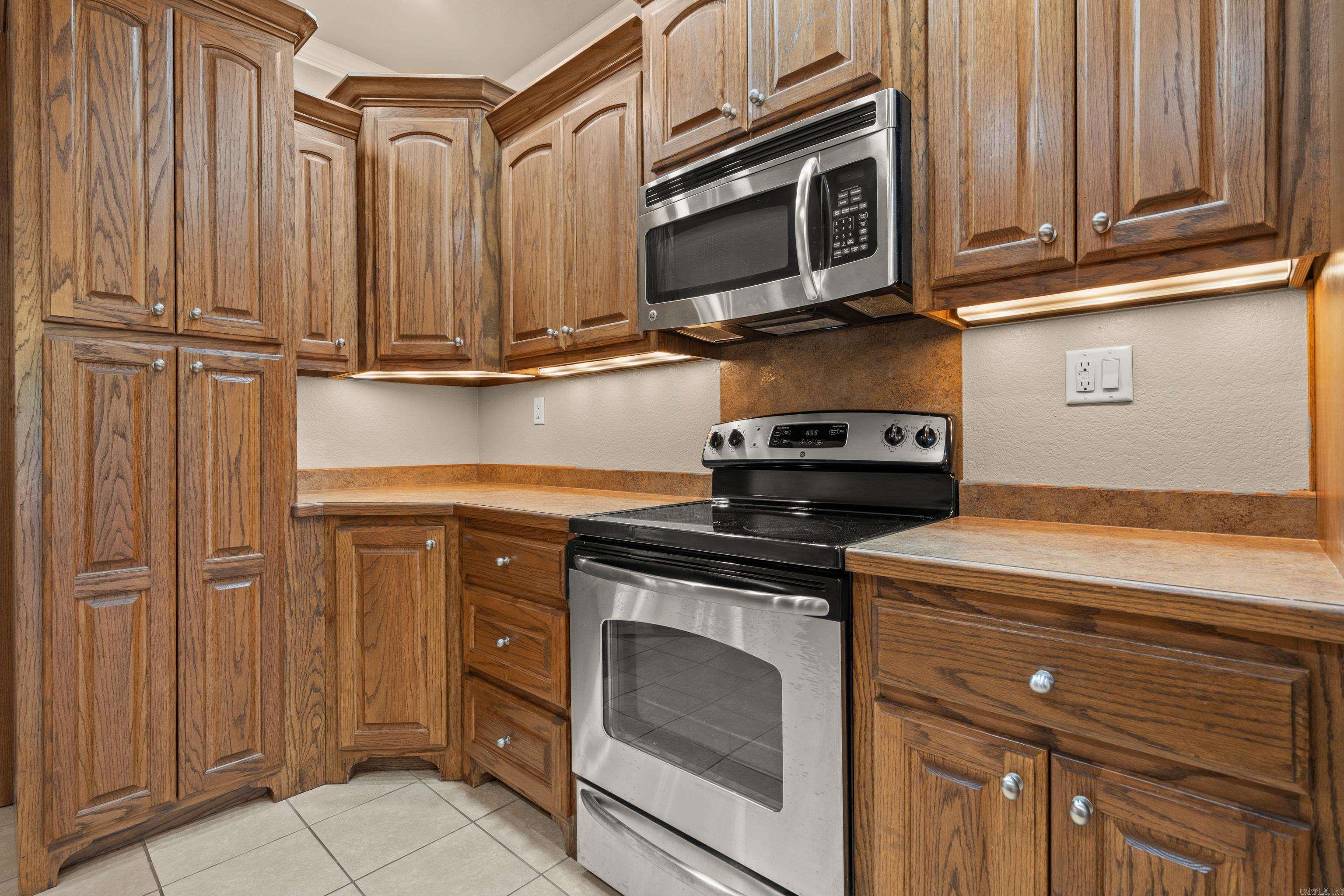 121 Wildwood Forest Road Hot Springs, AR 71913