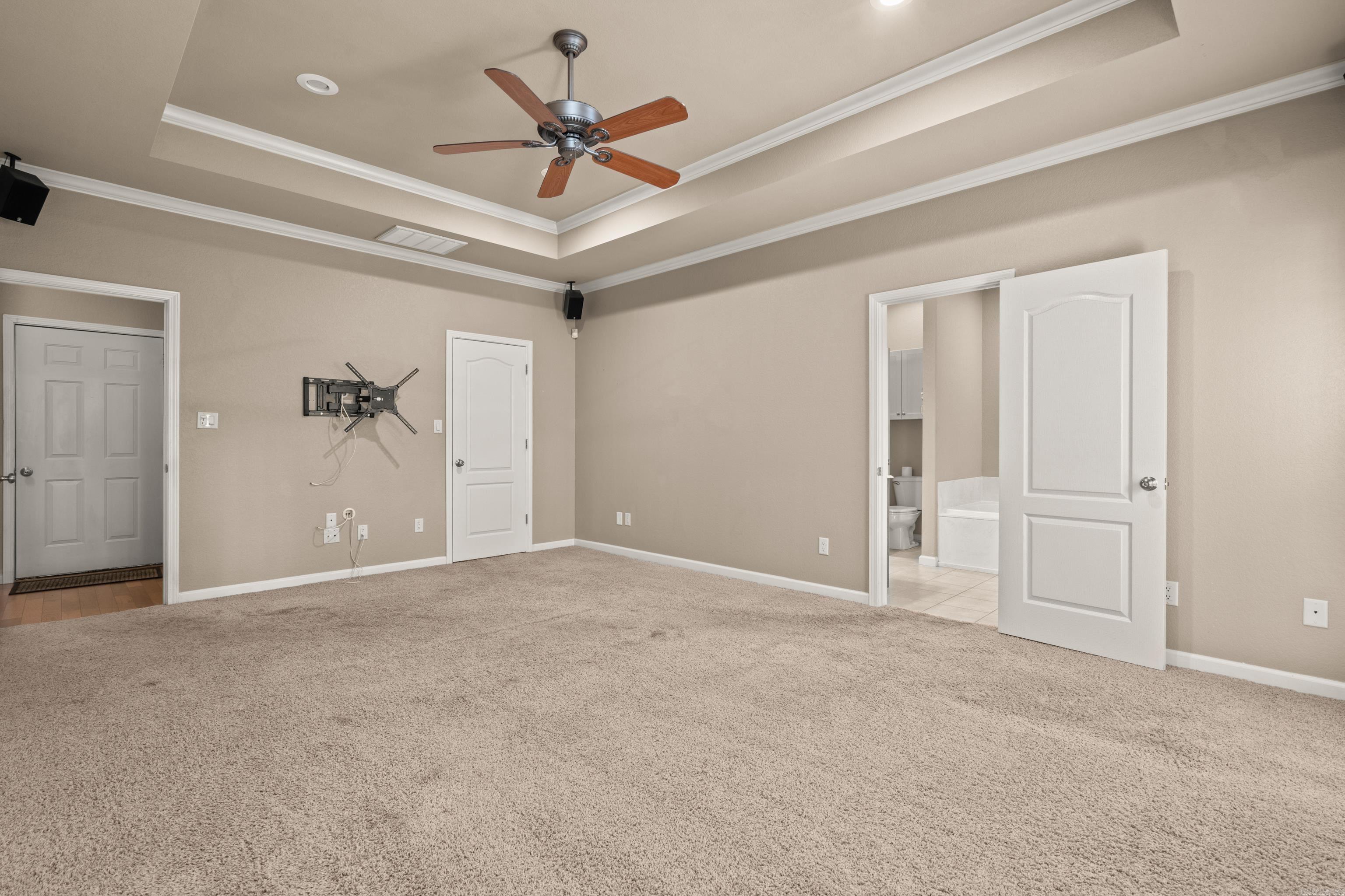 121 Wildwood Forest Road Hot Springs, AR 71913