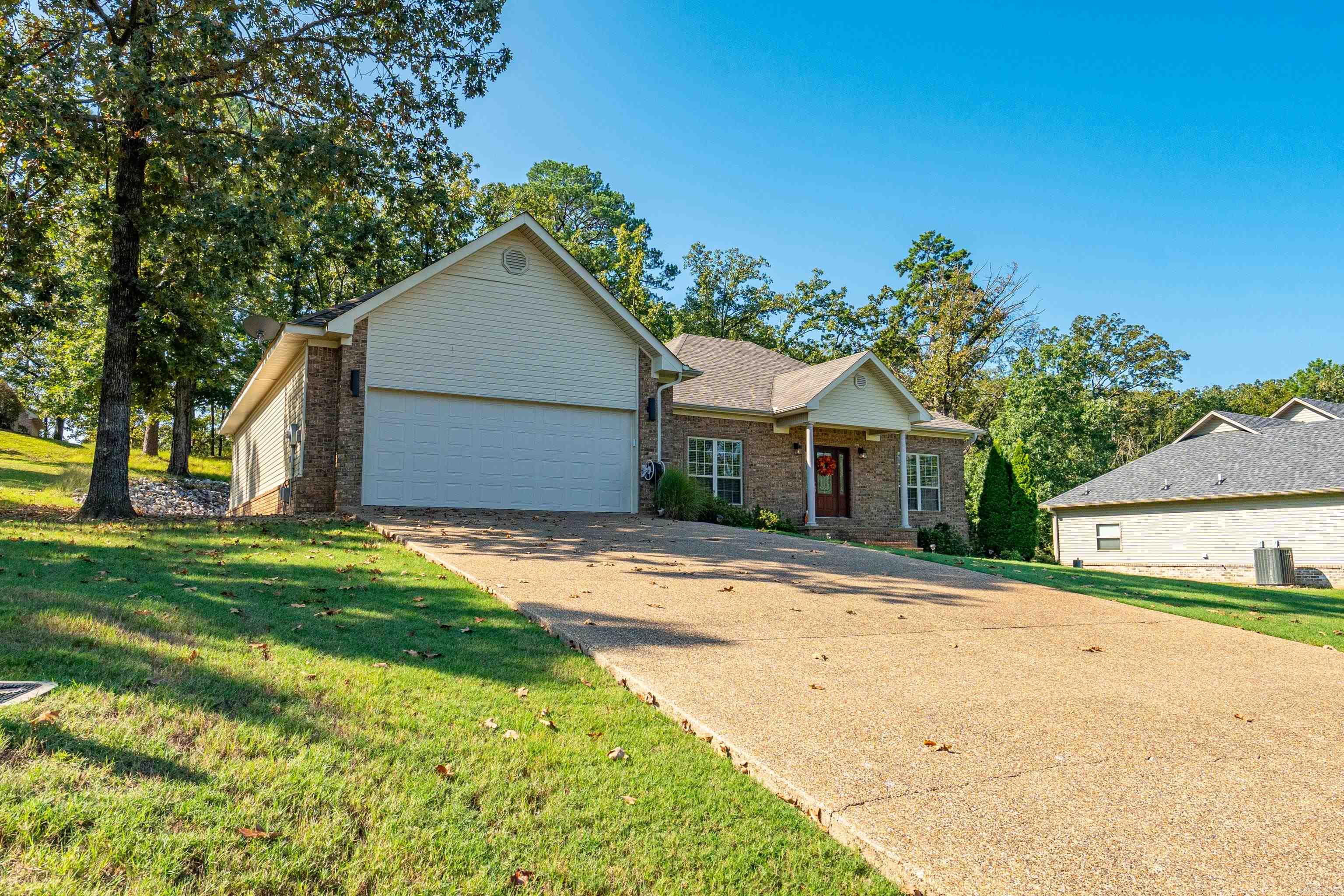 121 Wildwood Forest Road Hot Springs, AR 71913