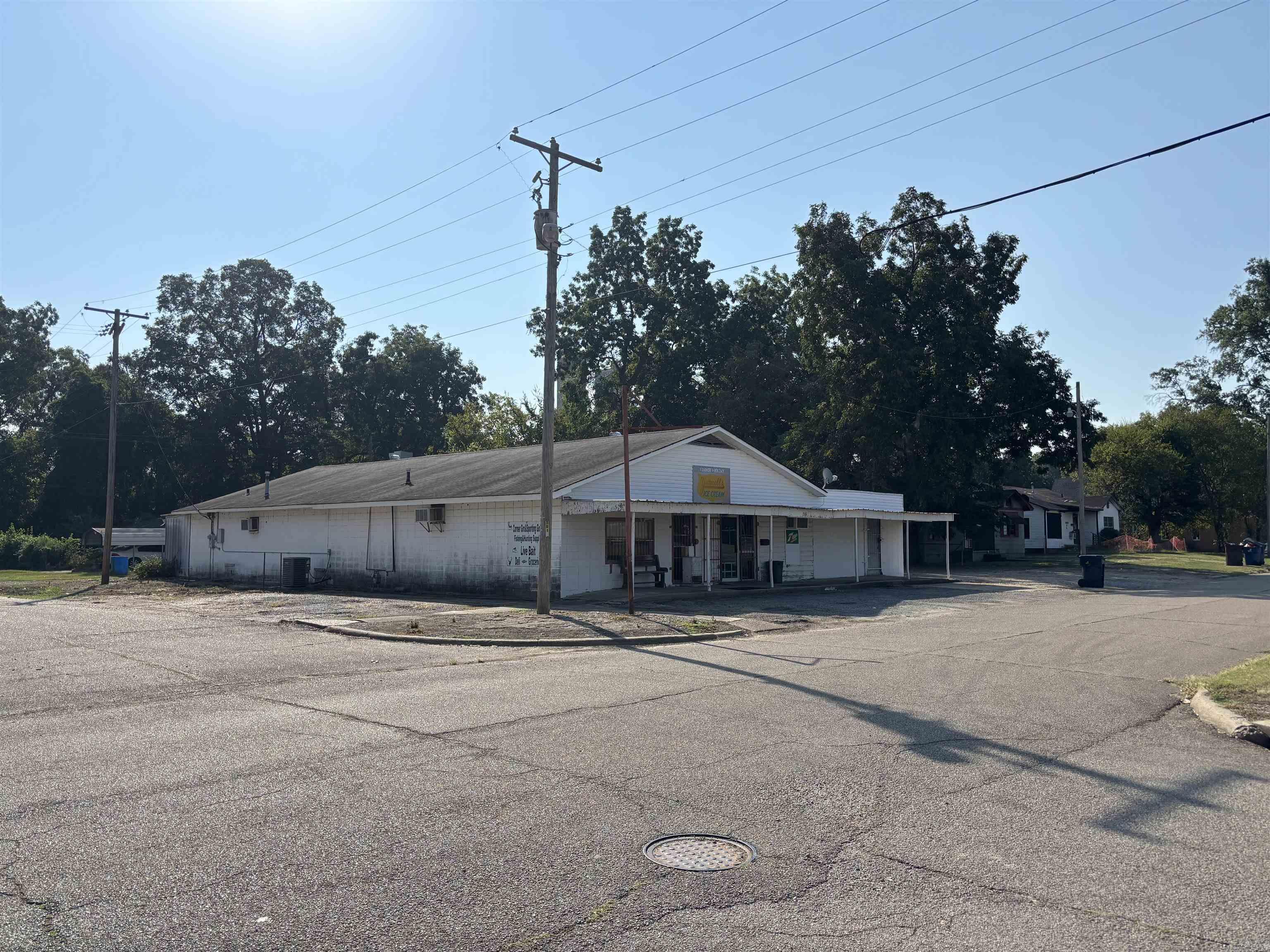 301 S New Orleans  Brinkley, AR