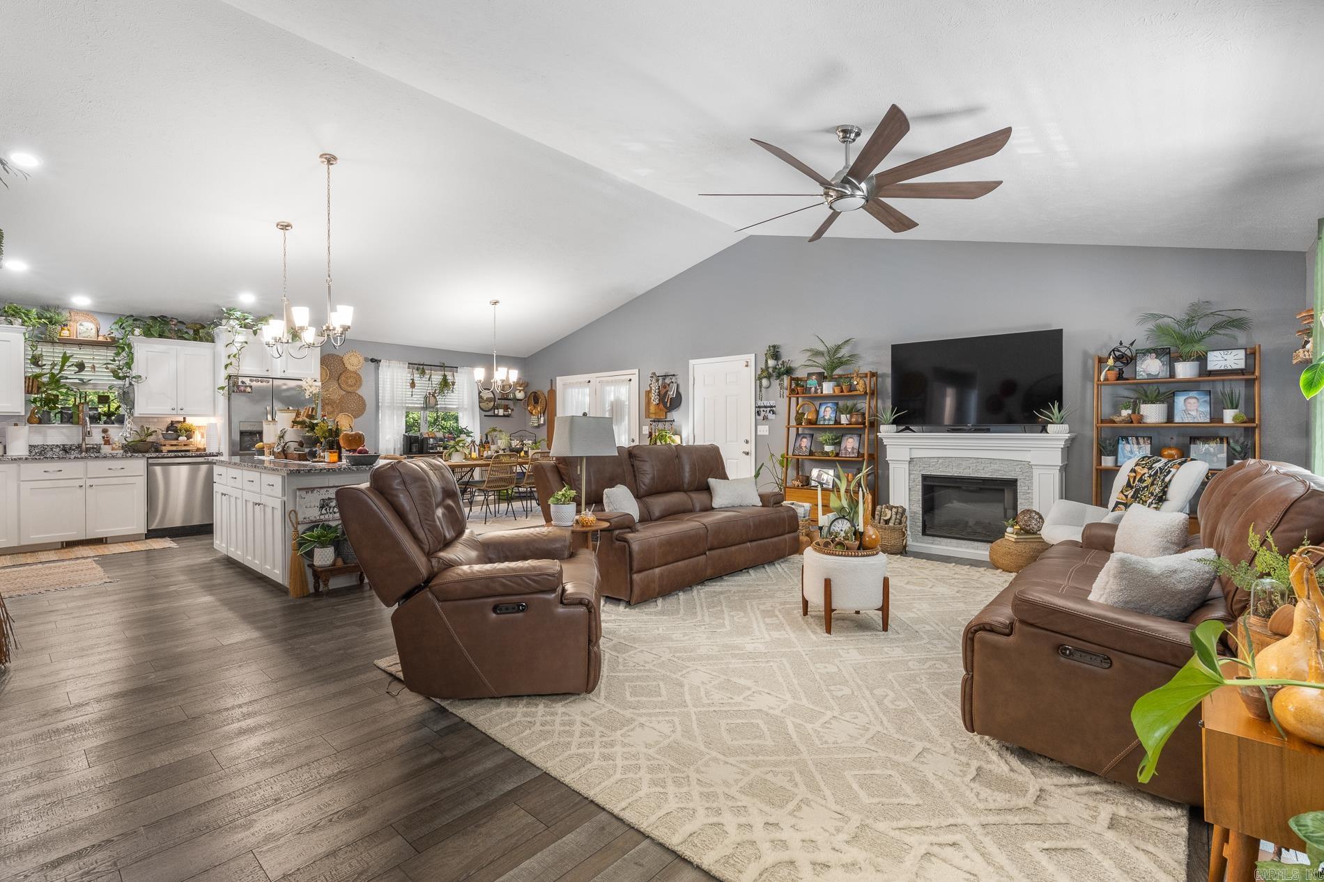 6080 Oak Leaf  Harrison, AR