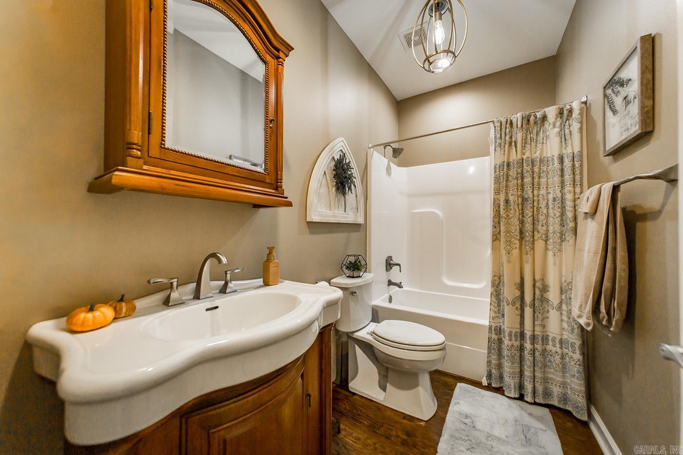 55 Christopher Dr. Quitman, AR 72131