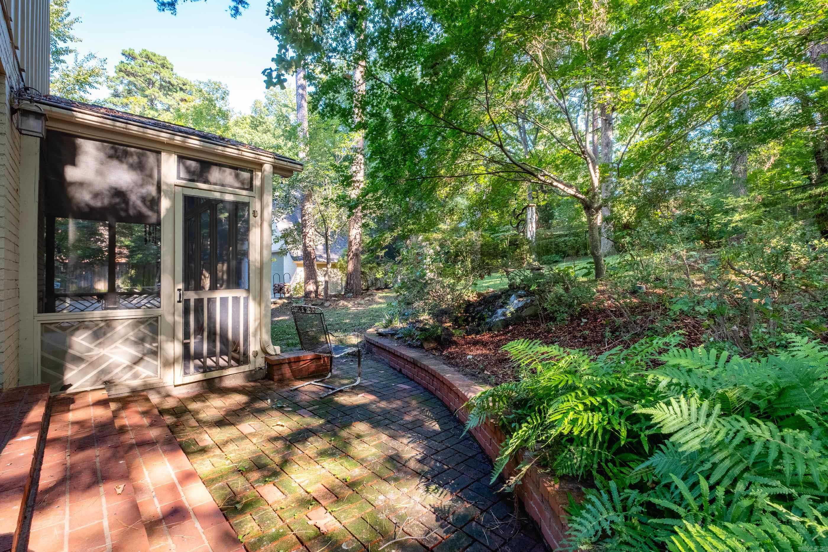 5 Berwyn Drive Little Rock, AR 72227