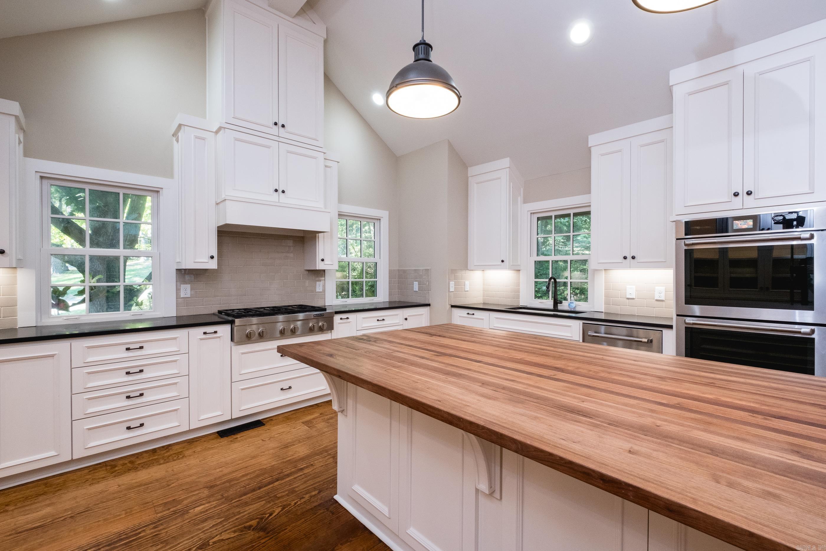 5 Berwyn Drive Little Rock, AR 72227