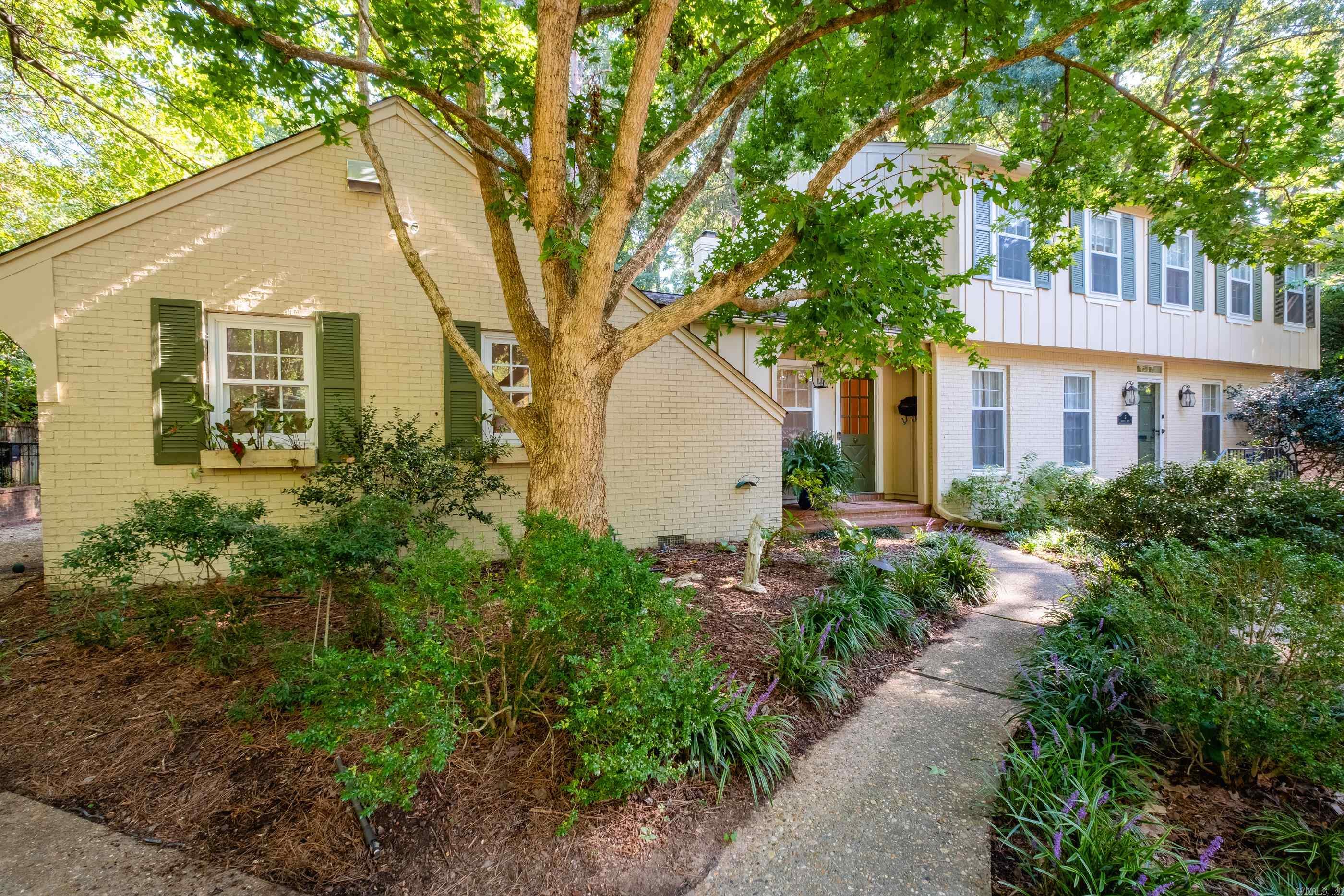 5 Berwyn Drive Little Rock, AR 72227