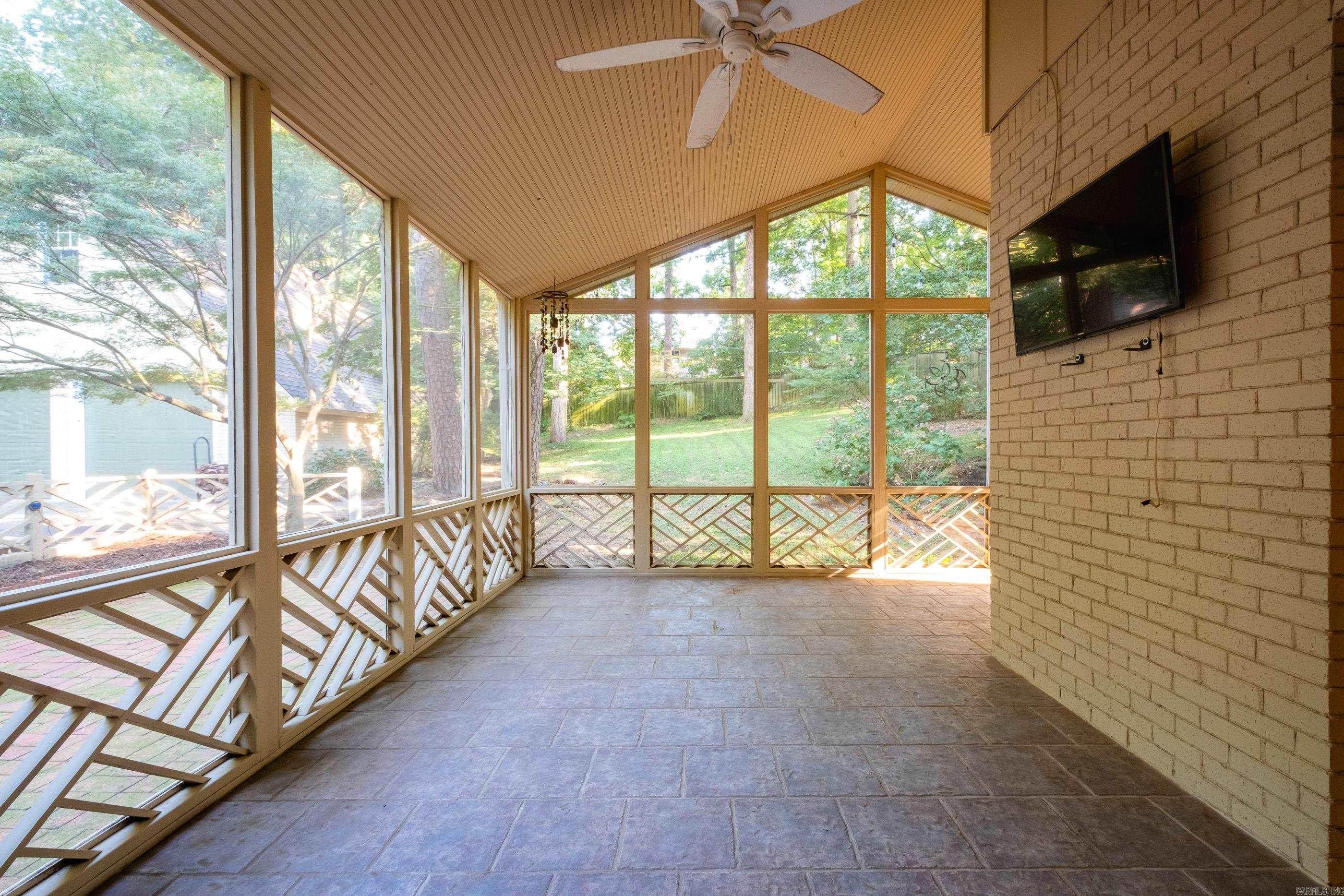 5 Berwyn Drive Little Rock, AR 72227