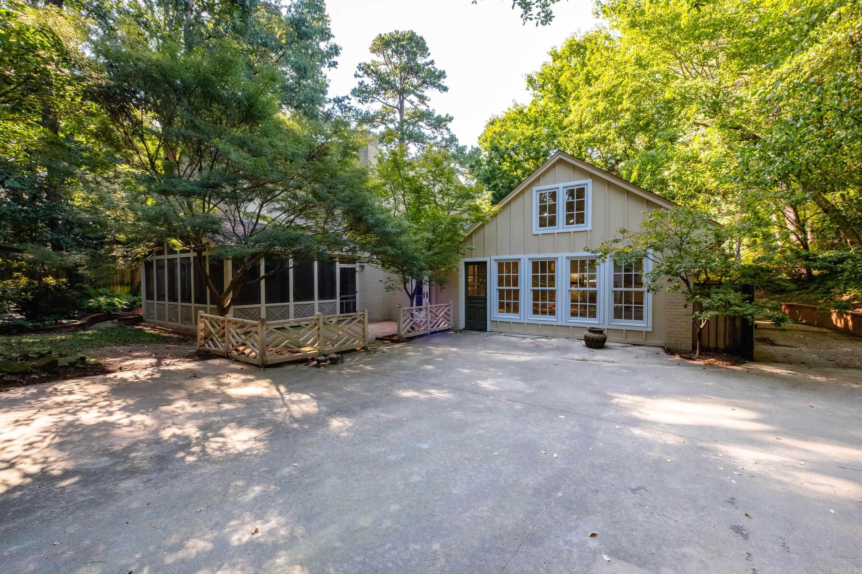 5 Berwyn Drive Little Rock, AR 72227