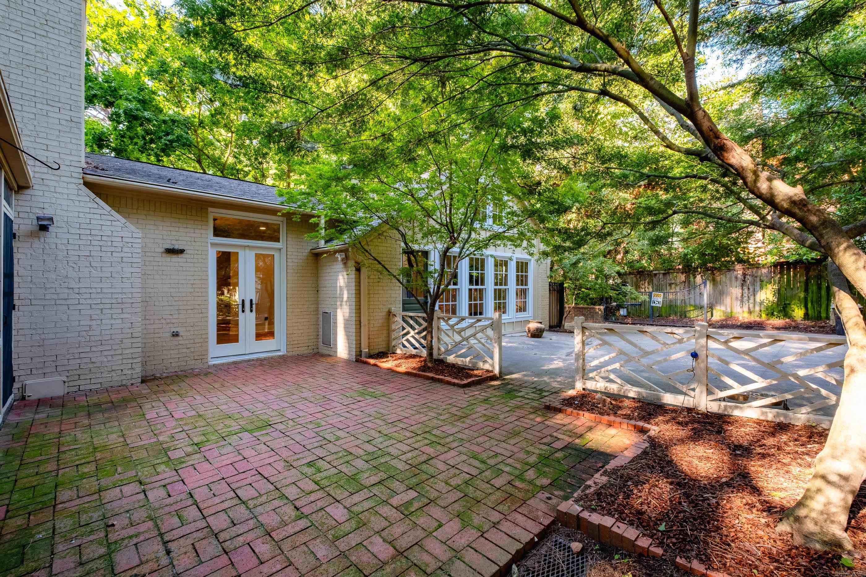 5 Berwyn Drive Little Rock, AR 72227