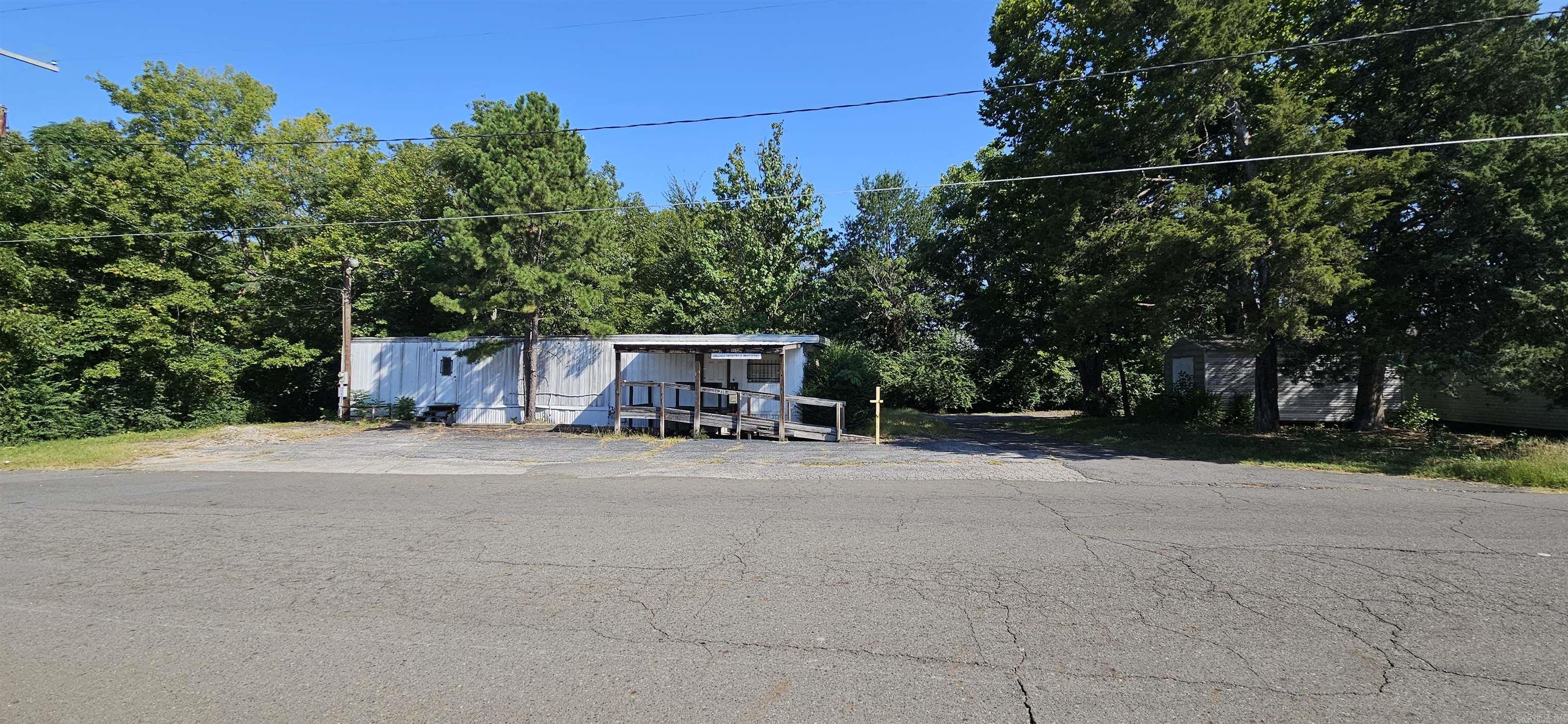 310 Higdon Ferry  Hot Springs, AR