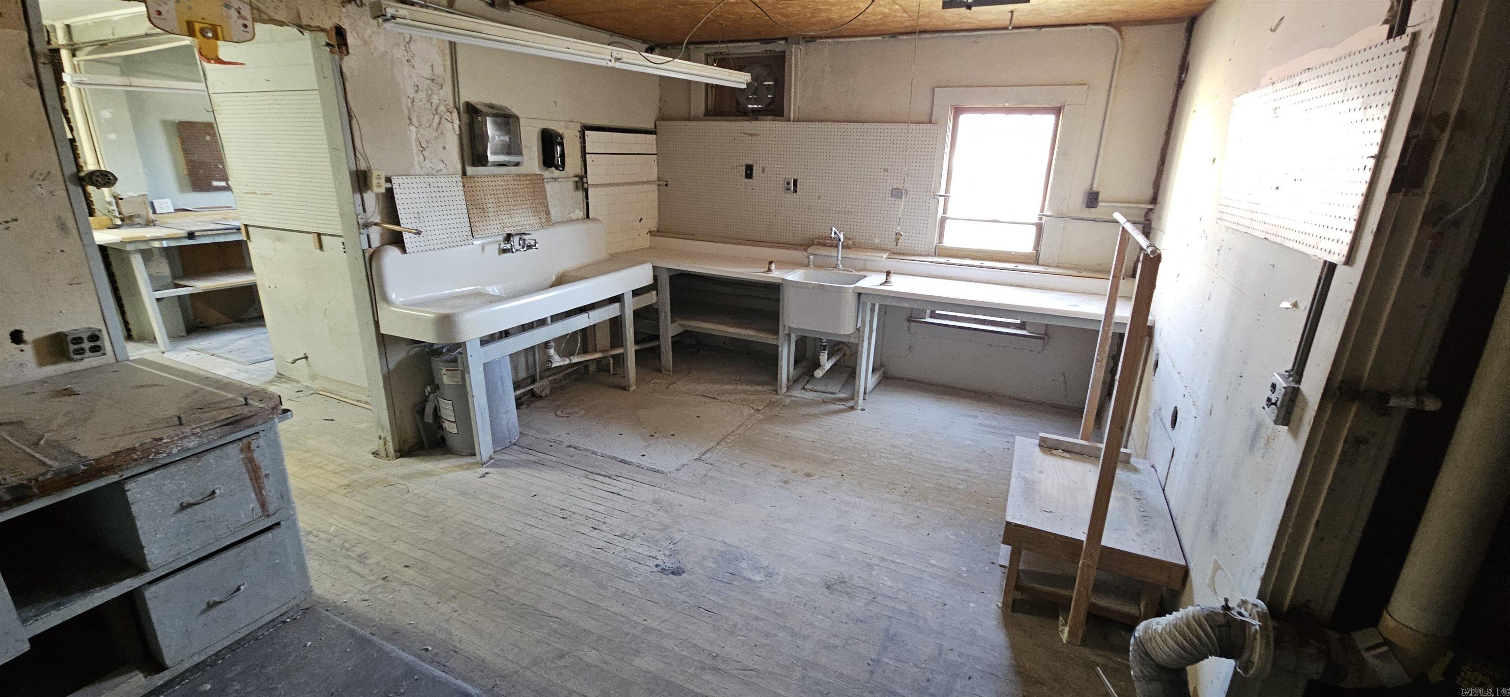 310 Higdon Ferry  Hot Springs, AR